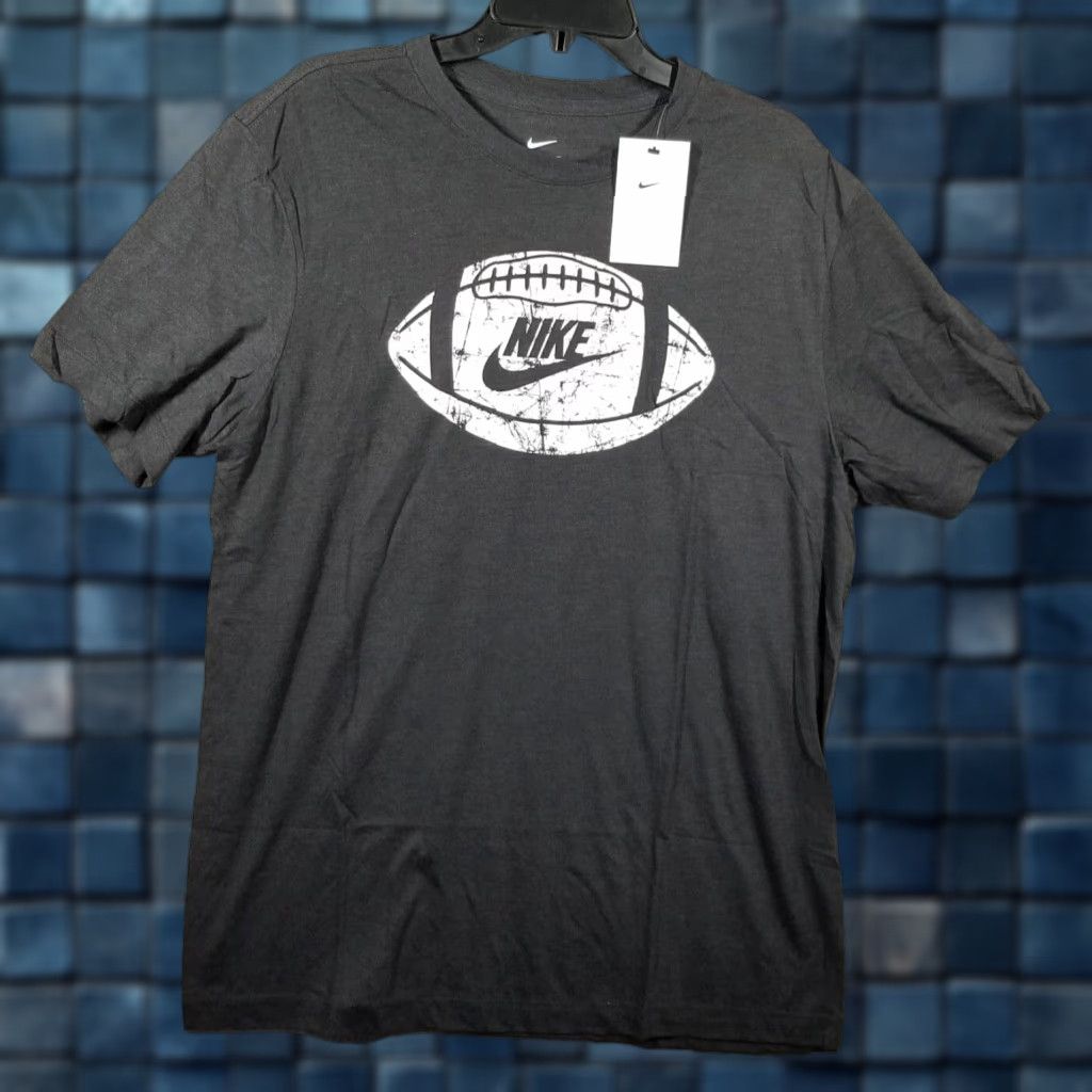 Nike Nike Shirt Men Large Football Vintage Distressed Look Graphic Tee Tri-blend Size US L / EU 52-54 / 3 - 1 Thumbnail