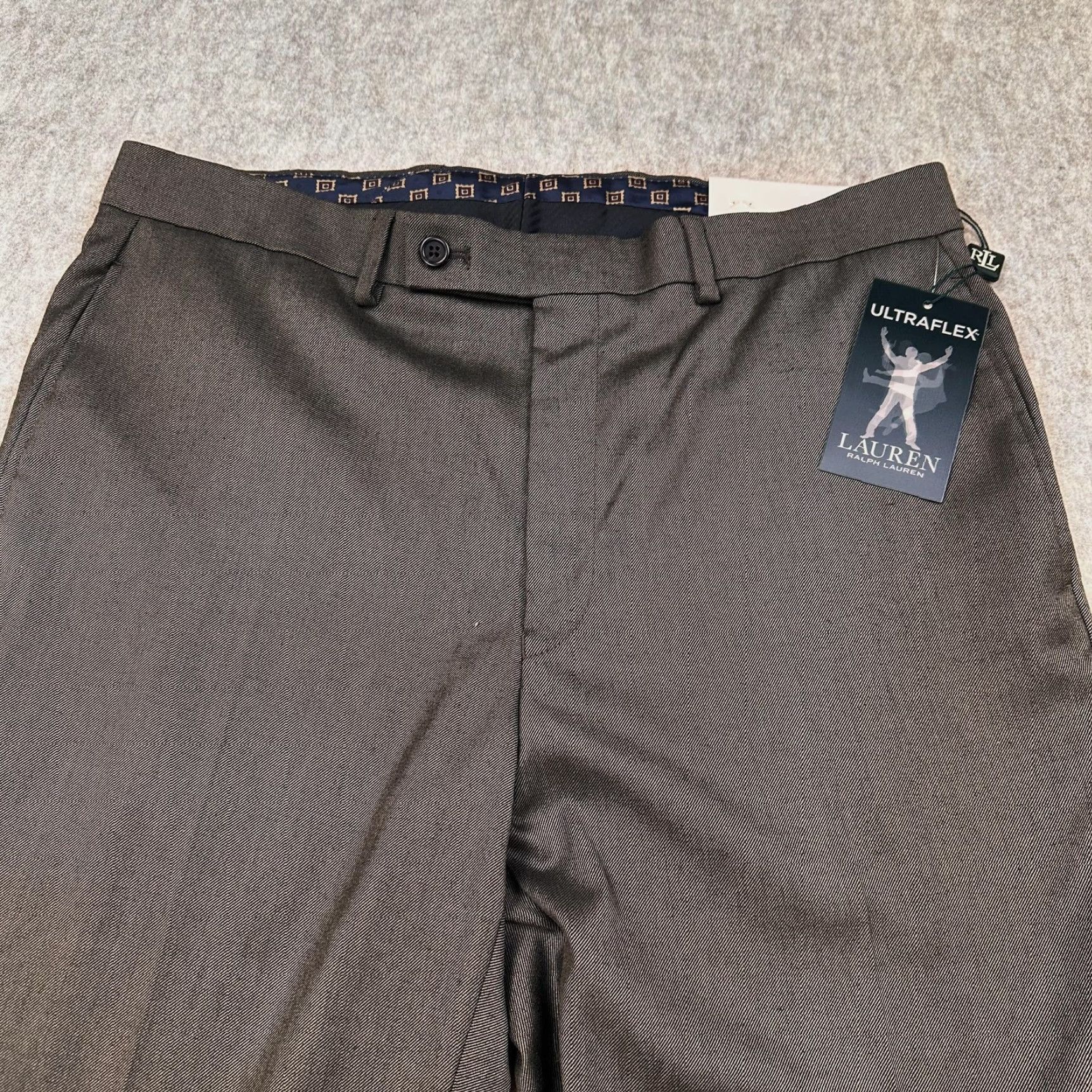 Ralph Lauren Lauren Ralph Lauren Dress Pants Mens 33x32 Taupe Classic Fit Ultraflex Stretch Dress Pants Pants Mens 33 Taupe Classic Fit Ultraflex Stretch Size US 33 - 2 Thumbnail