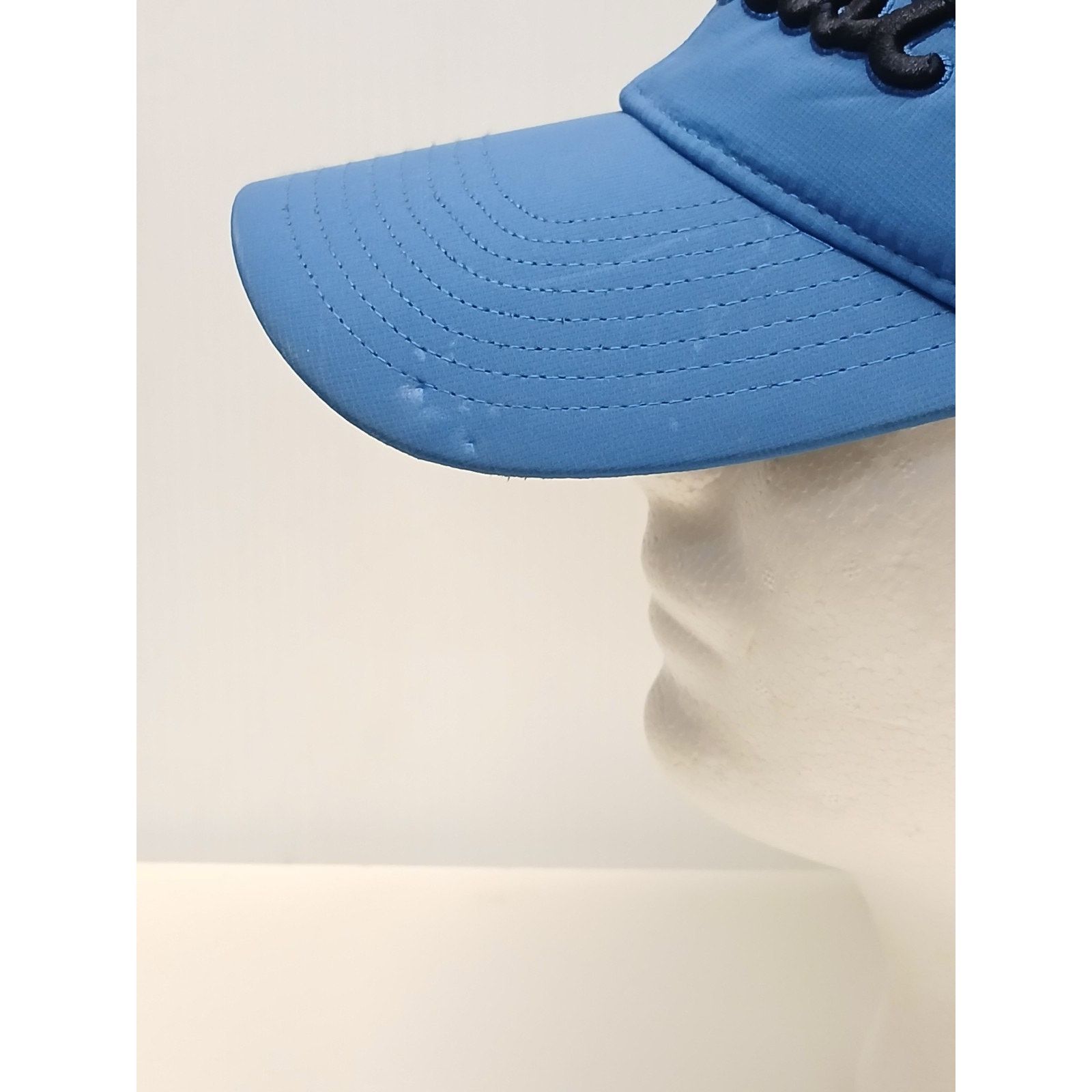 Titleist Titleist (OSFM) Blue Poly Blend Dri Fit Strap Golf Cap Size ONE SIZE - 4 Thumbnail