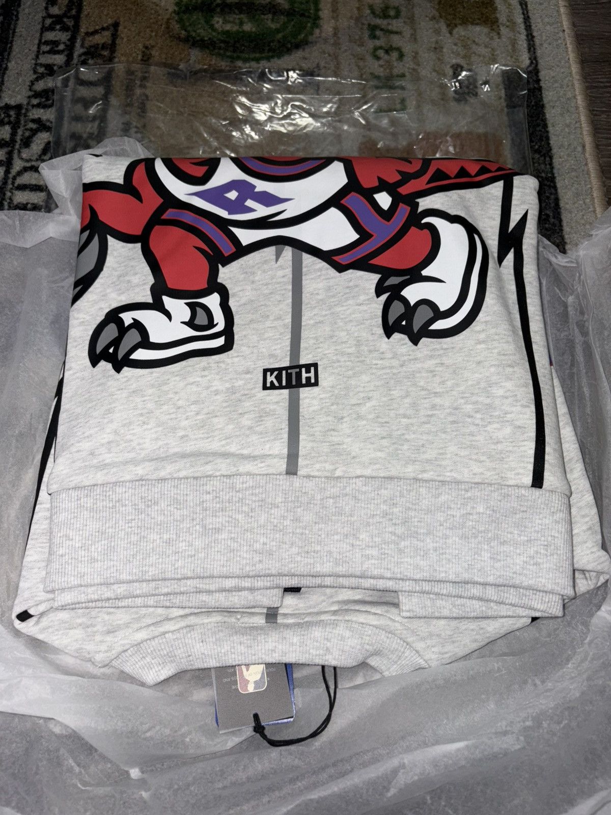 Kith × NBA Kith X Raptors Nelson Crewneck Light Heather Grey Size US L / EU 52-54 / 3 - 2 Thumbnail