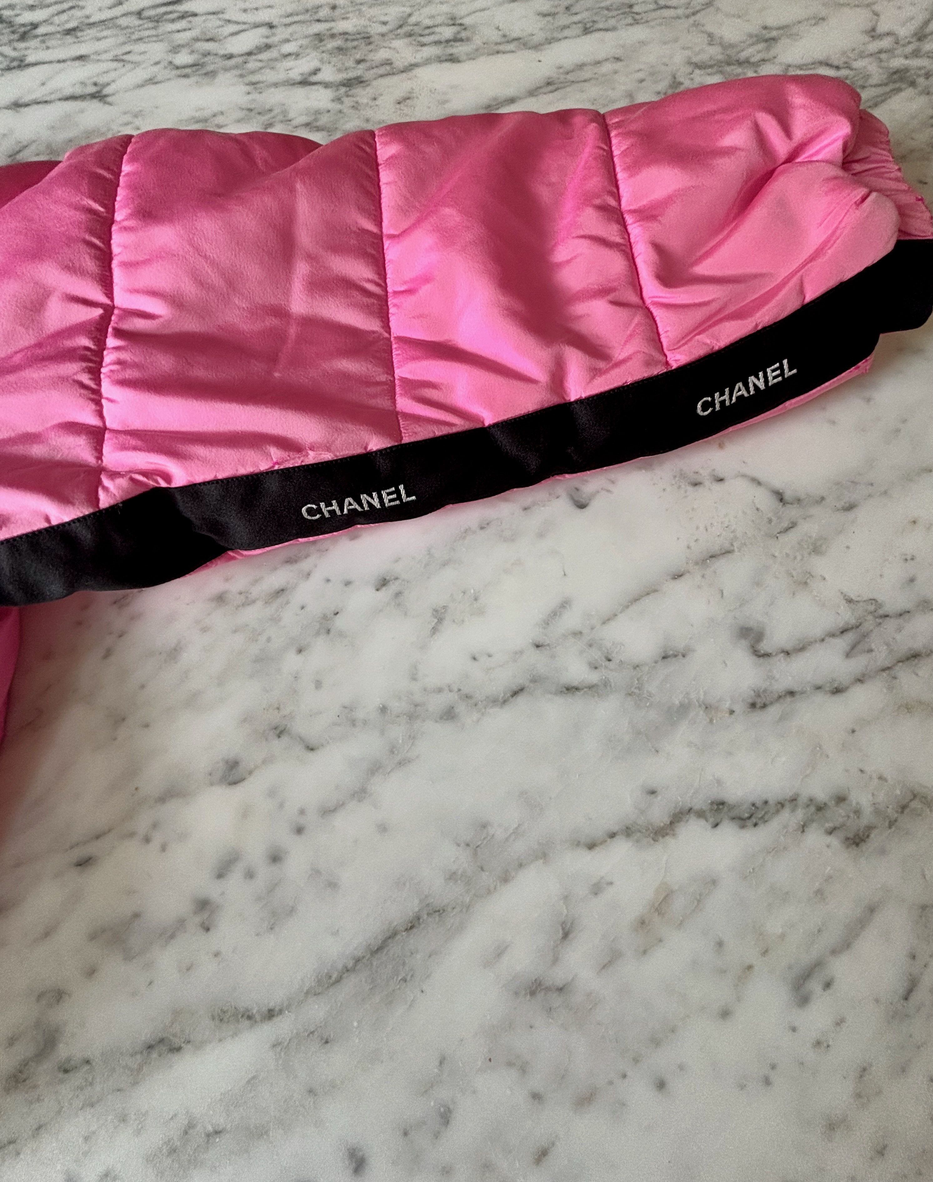 Chanel Chanel Fall 1996 silk puffer jacket Size XS / US 0-2 / IT 36-38 - 6 Thumbnail