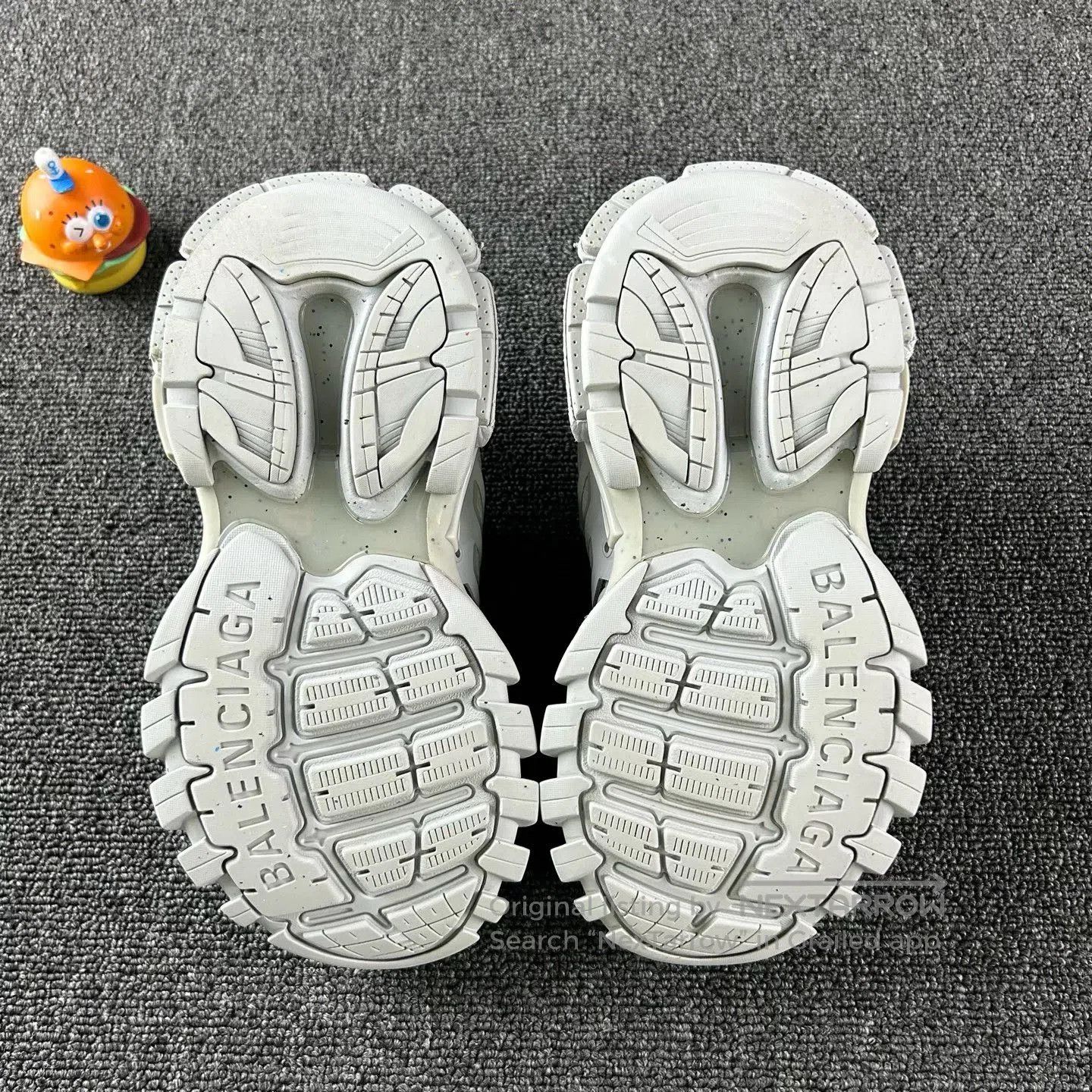 Balenciaga Balenciaga Track Sneakers for Women Size 35. Size US 5 / EU 37 - 6 Thumbnail