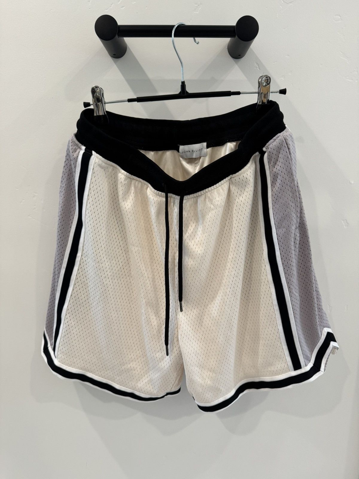 John Elliott John Elliot Vintage Basketball Shorts Size US 32 / EU 48 - 1 Thumbnail