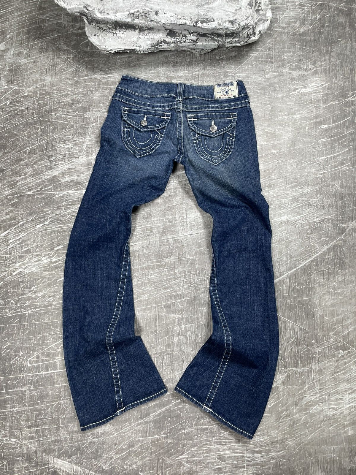True Religion True Religion Rare Vintage Flared Contrast Stitch Y2K Jeans Size 26" / US 2 / IT 38 - 1 Thumbnail