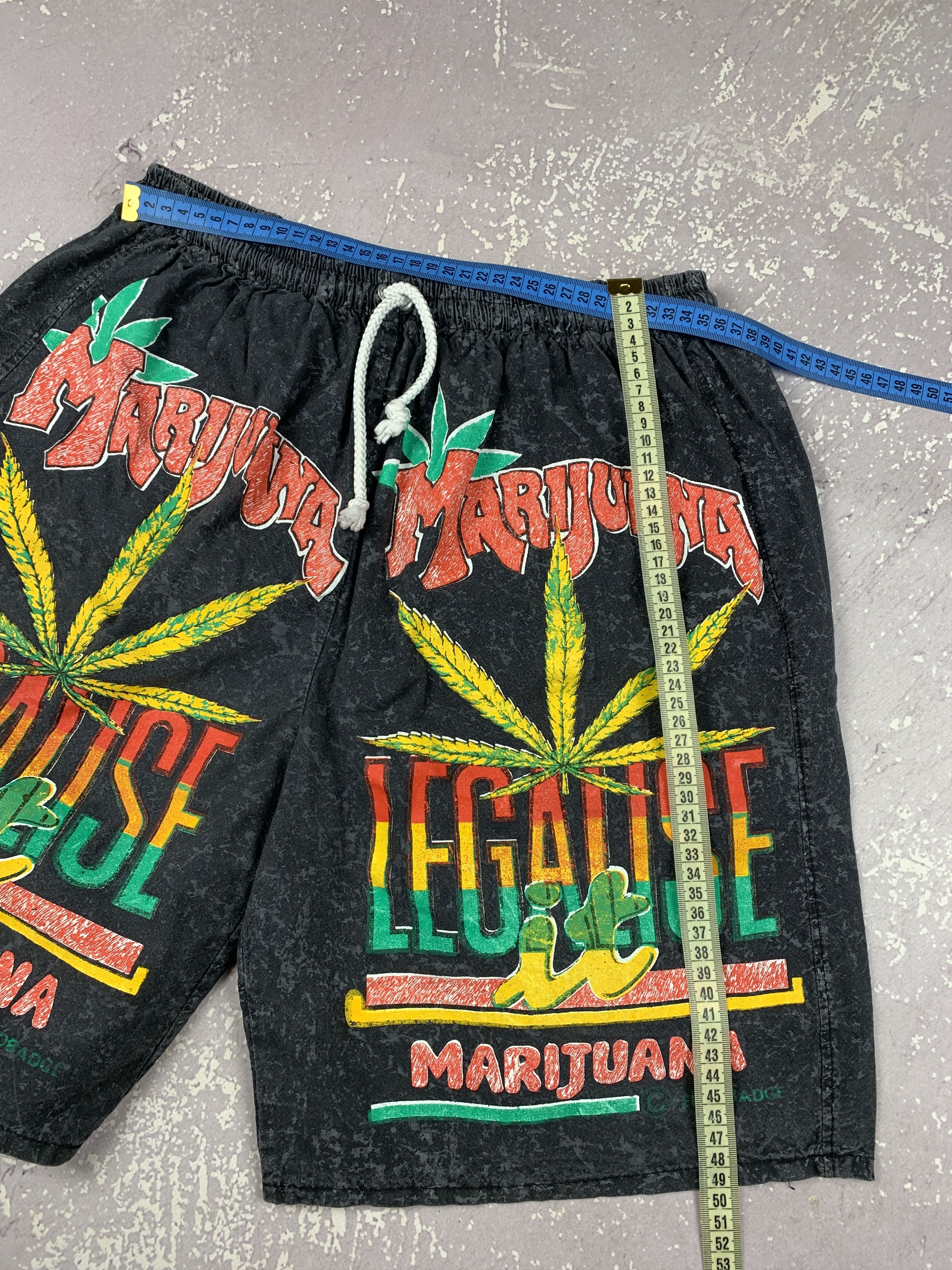 Vintage Vintage RARE Marijuana Weed 4/20 Legalize Shorts Size US 34 / EU 50 - 7 Thumbnail