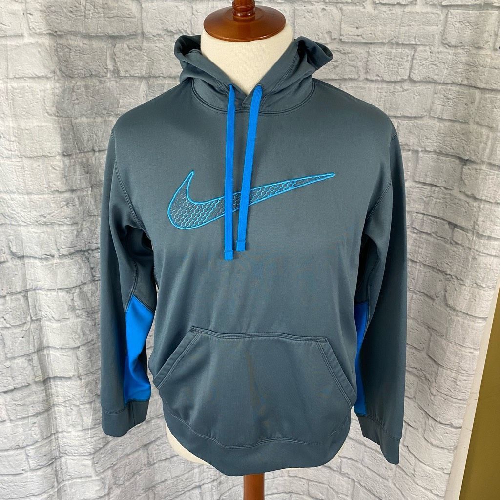 Nike Nike men M therma fit pullover hoodie w/front pocket grey & Size US M / EU 48-50 / 2 - 1 Thumbnail