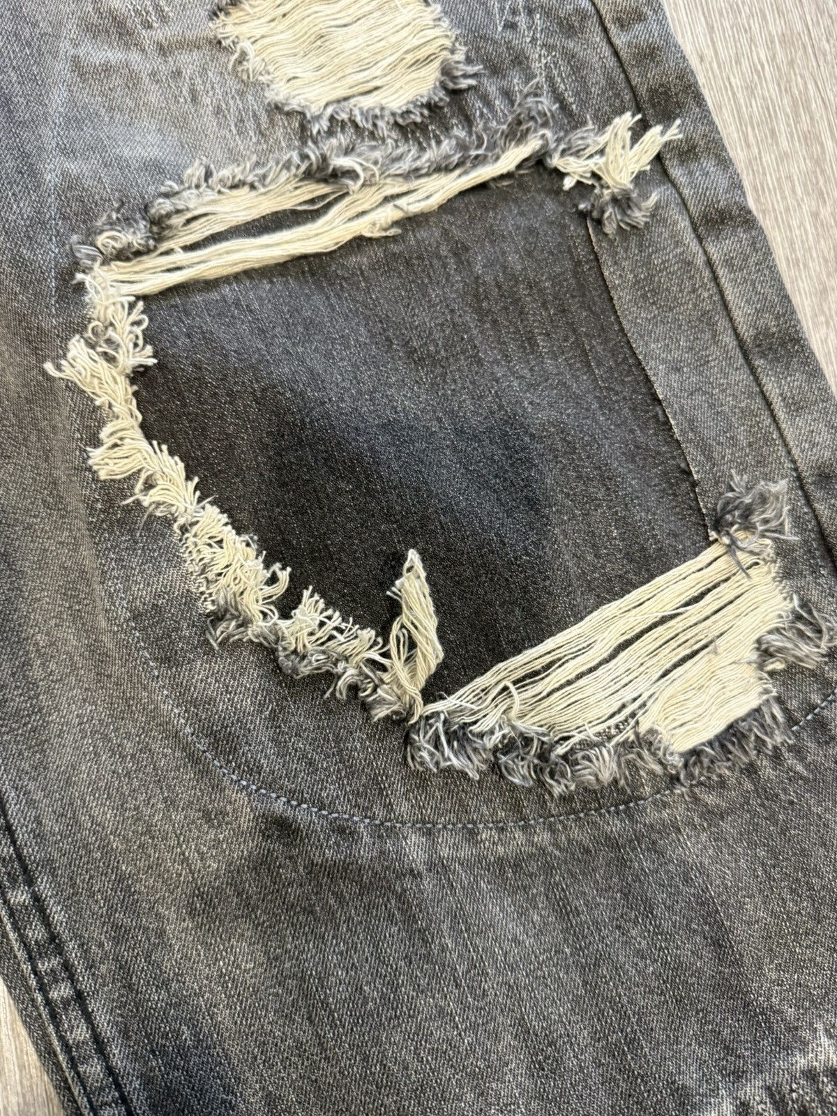 Vale Kurt Distressed Denim Size US 34 / EU 50 - 4 Thumbnail