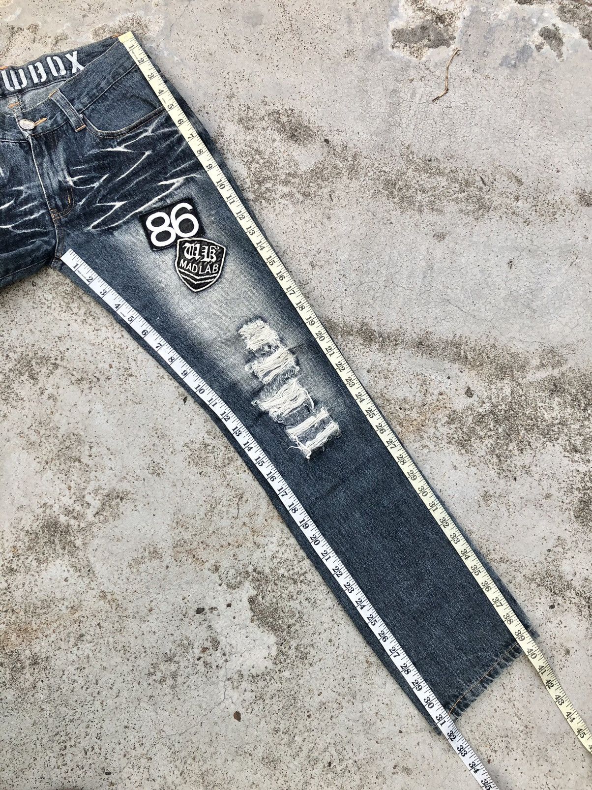 Japanese Brand LOWBOX DISTRESSED PATCHES WASHED JEANS Size US 31 - 9 Thumbnail