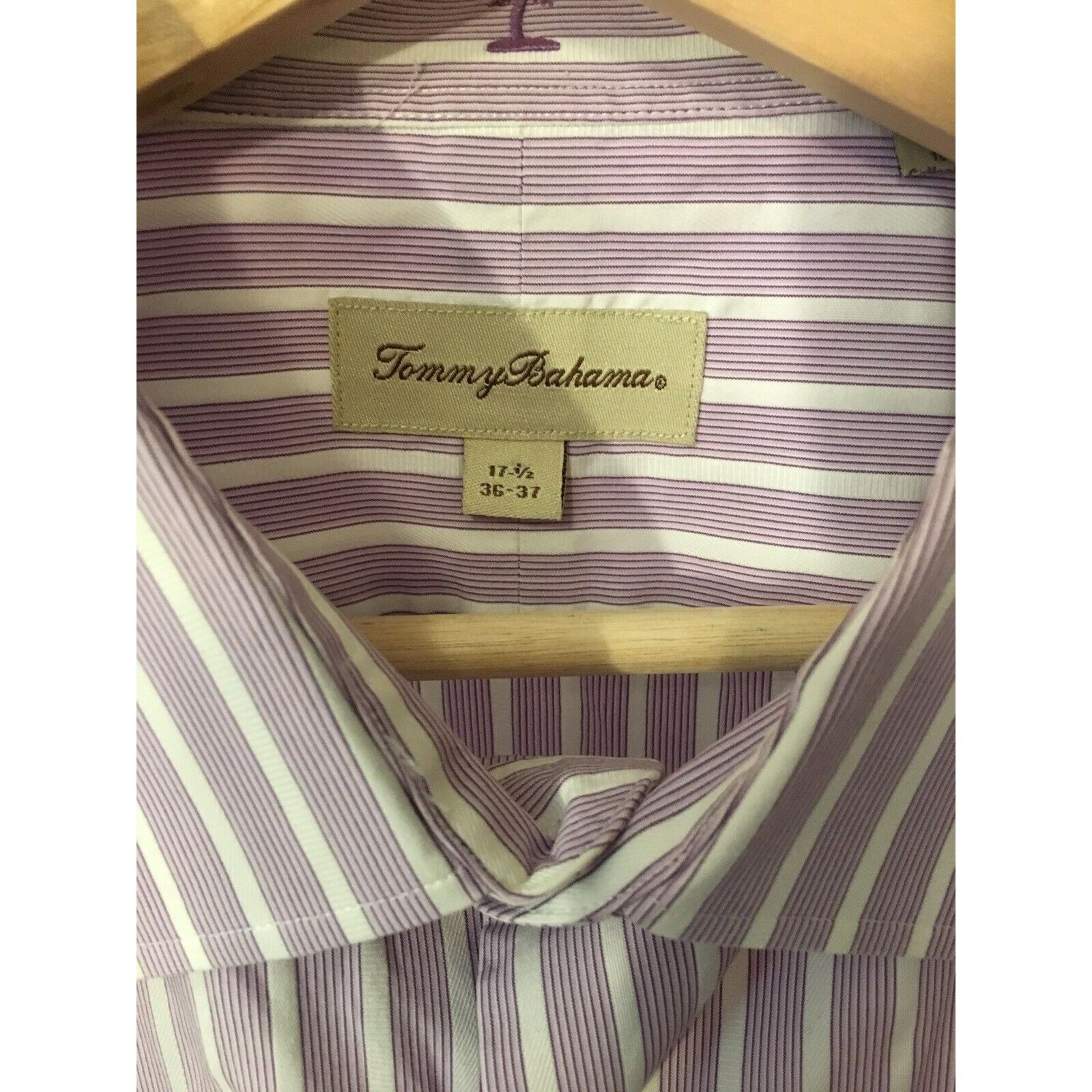 Tommy Bahama Tommy Bahama Button Front Shirt Men Sz 17 1/2 36/37 Lavender Size US XL / EU 56 / 4 - 1 Thumbnail