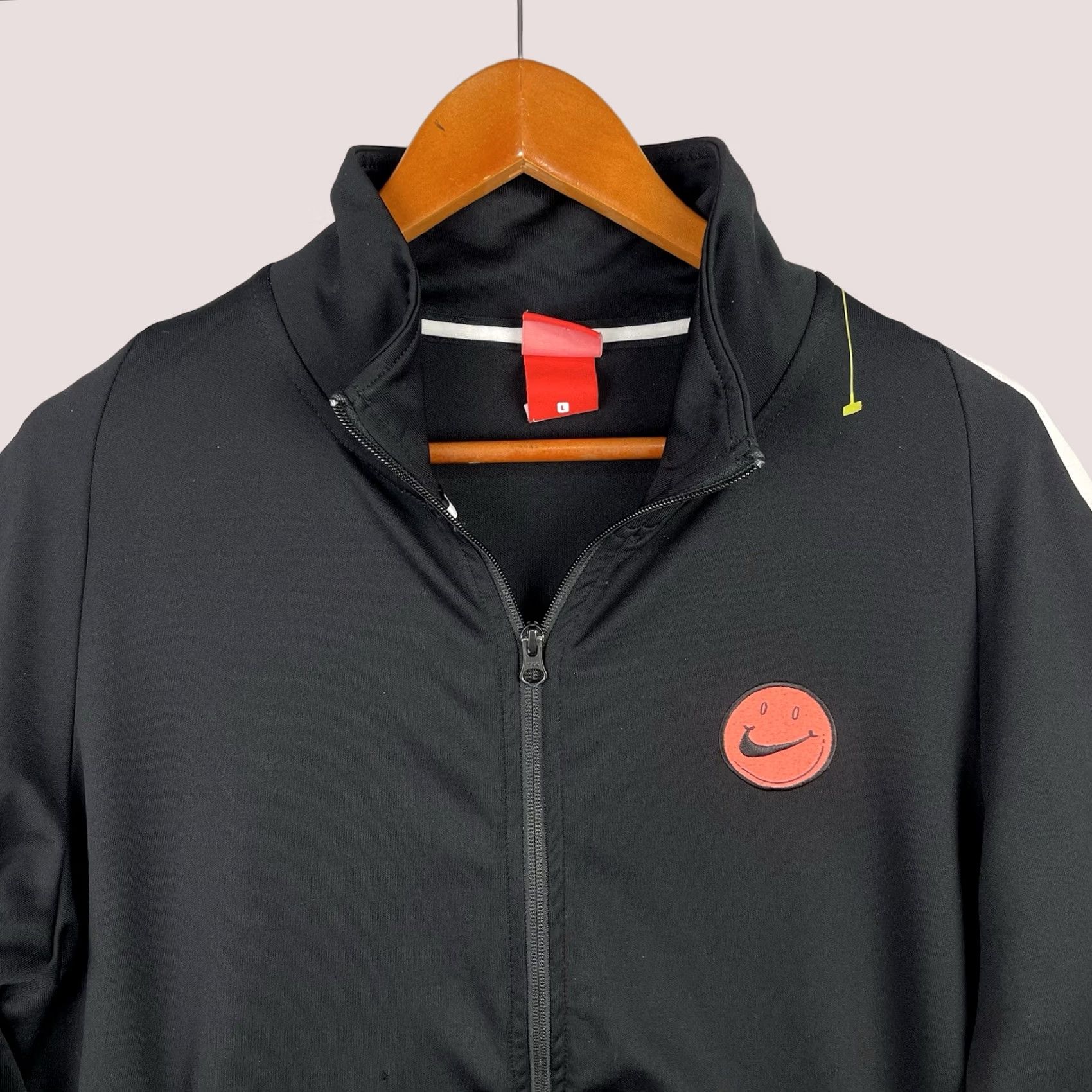 Nike Nike Track Jacket Men Large Black AQ0579-010 Air Max Day Have A Nike Day Activewear Casual Zip Full Zip Athletic Retro Logo Sports Mens Size US L / EU 52-54 / 3 - 1 Thumbnail