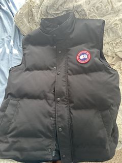 Used canada goose vest for clearance sale