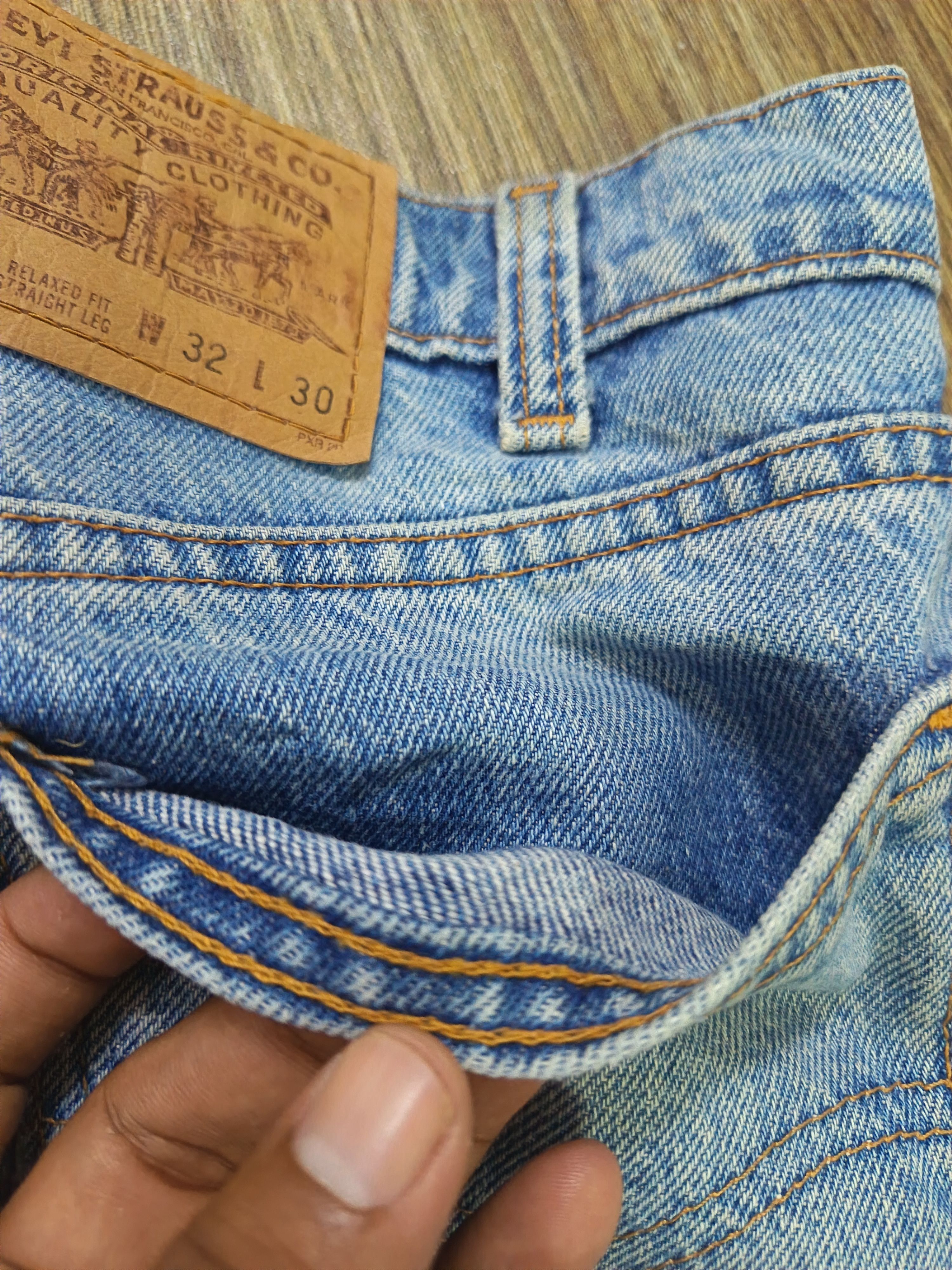 Levi's Vintage Clothing Vintage distressed Levi's 555 oren tab Size US 32 / EU 48 - 8 Thumbnail