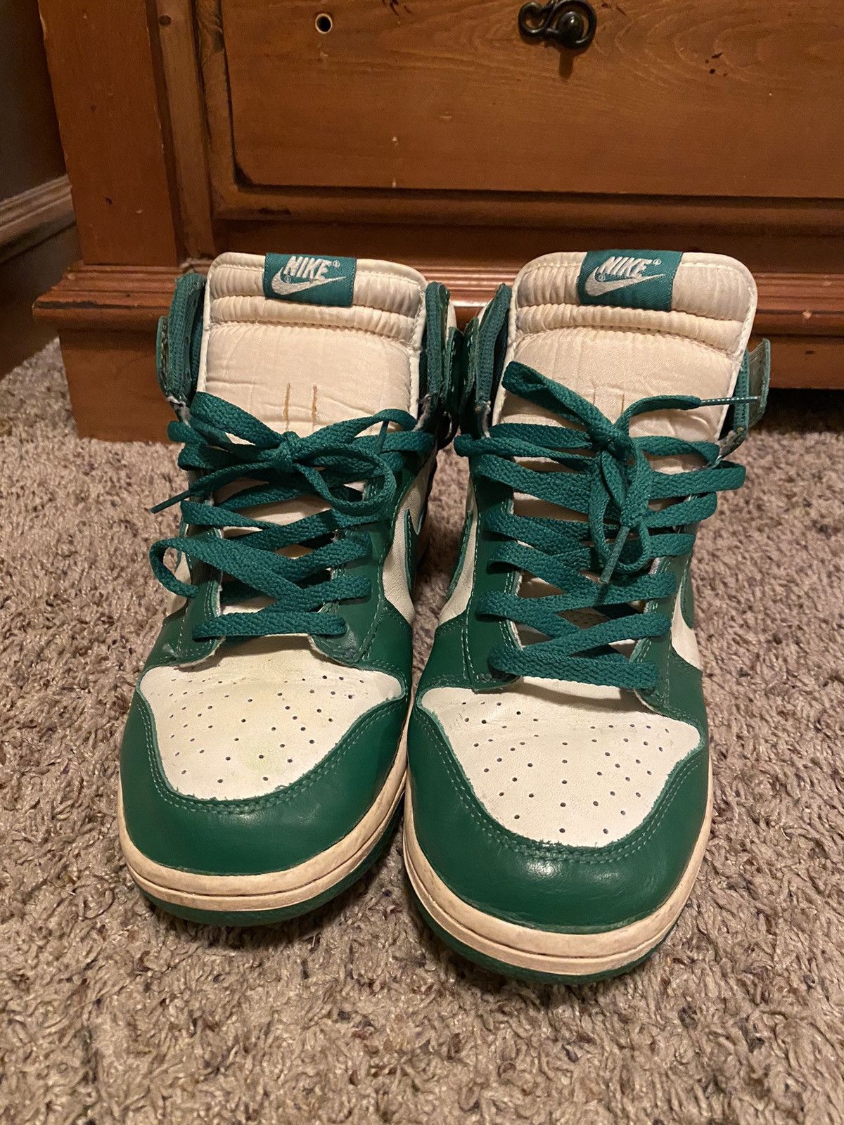 image of Pine Green Nike Sb Dunks High Shoes, Men's (Size 10)