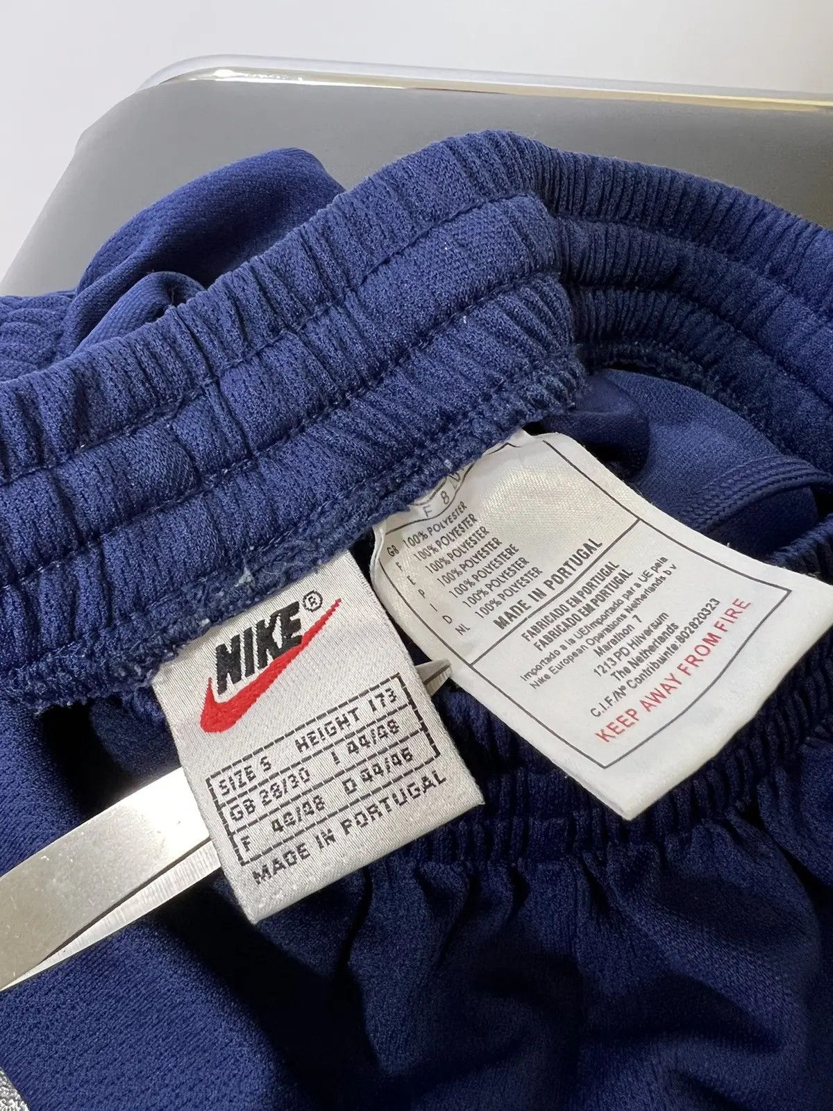 Nike × Vintage Vintage Nike small logo men’s shorts Size US 30 / EU 46 - 4 Thumbnail