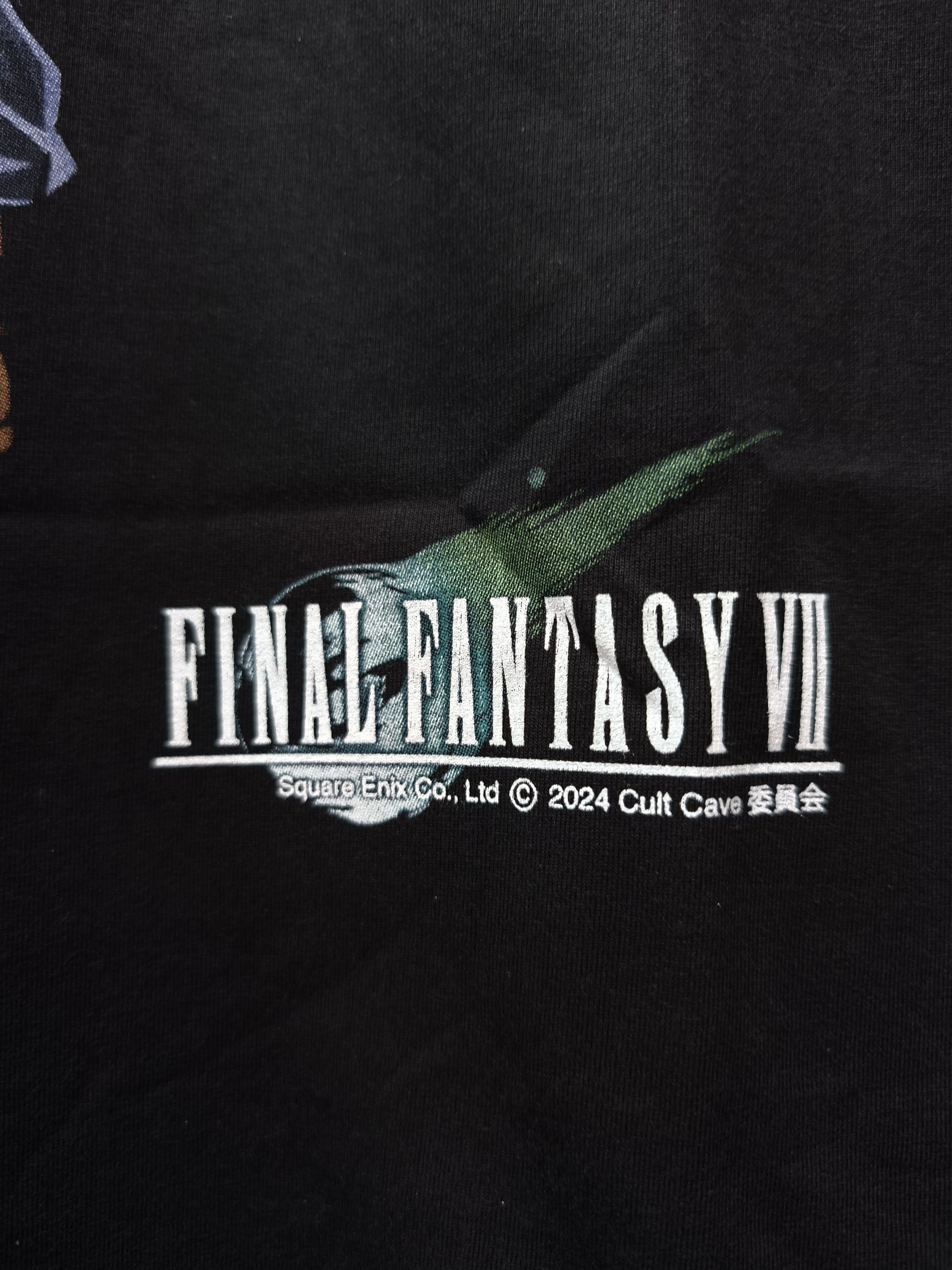 Playstation Final Fantasy VII Cloud Strife T-shirt Size US XL / EU 56 / 4 - 8 Thumbnail