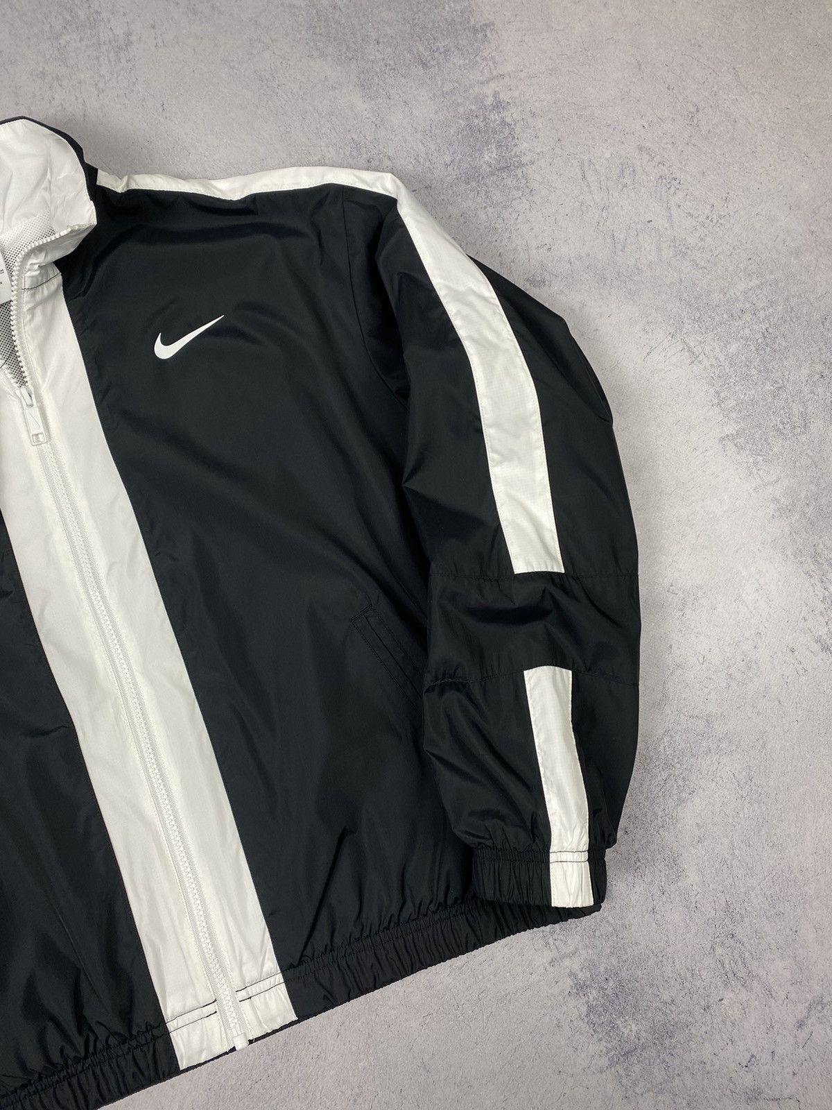 Nike New Nike Swoosh Big Logo Nylon Y2K Drill Jacket Bomber Size S / US 4 / IT 40 - 5 Thumbnail