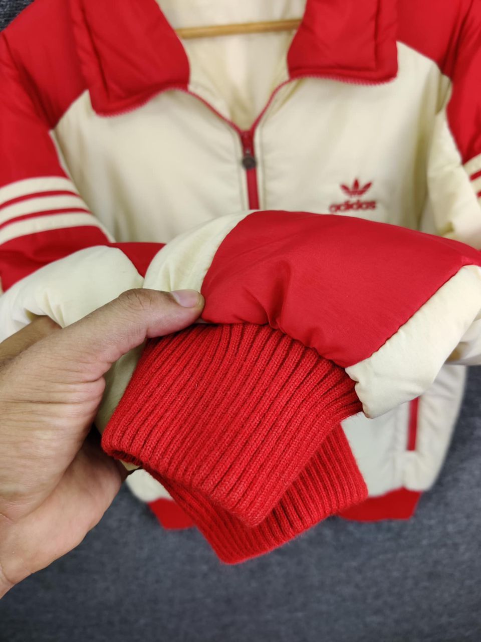Adidas Vintage 80's Adidas Trefoil Puffer Jacket Size US L / EU 52-54 / 3 - 11 Thumbnail