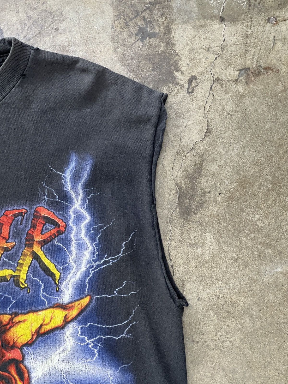 Band Tees Vintage Slayer Diabolus Distressed Tee Cut Sleeve Large Size US L / EU 52-54 / 3 - 5 Thumbnail