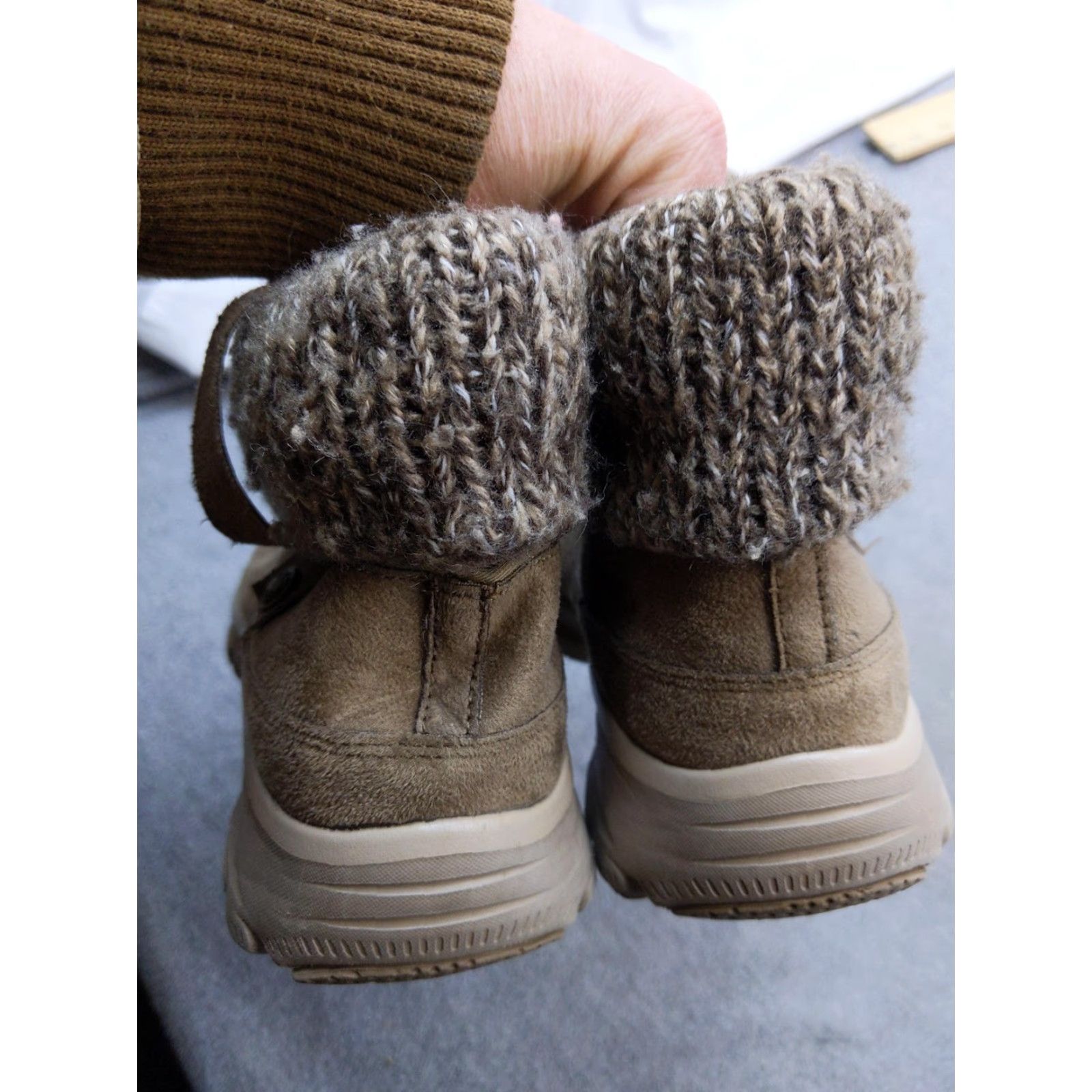 SKECHERS Skechers Womens Boots Size 8 38 Tan Knit Cuff Ankle Winter Walking SN49539 Size US 9 / IT 39 - 3 Thumbnail
