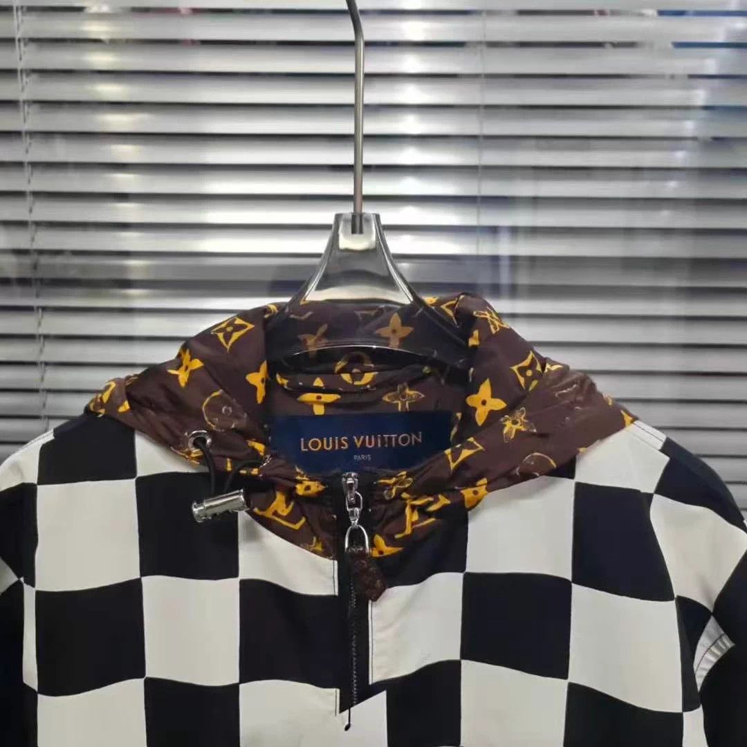 Louis Vuitton LV Monogram Damier hooded puffer jacket 34 Size US XXS / EU 40 - 2 Thumbnail