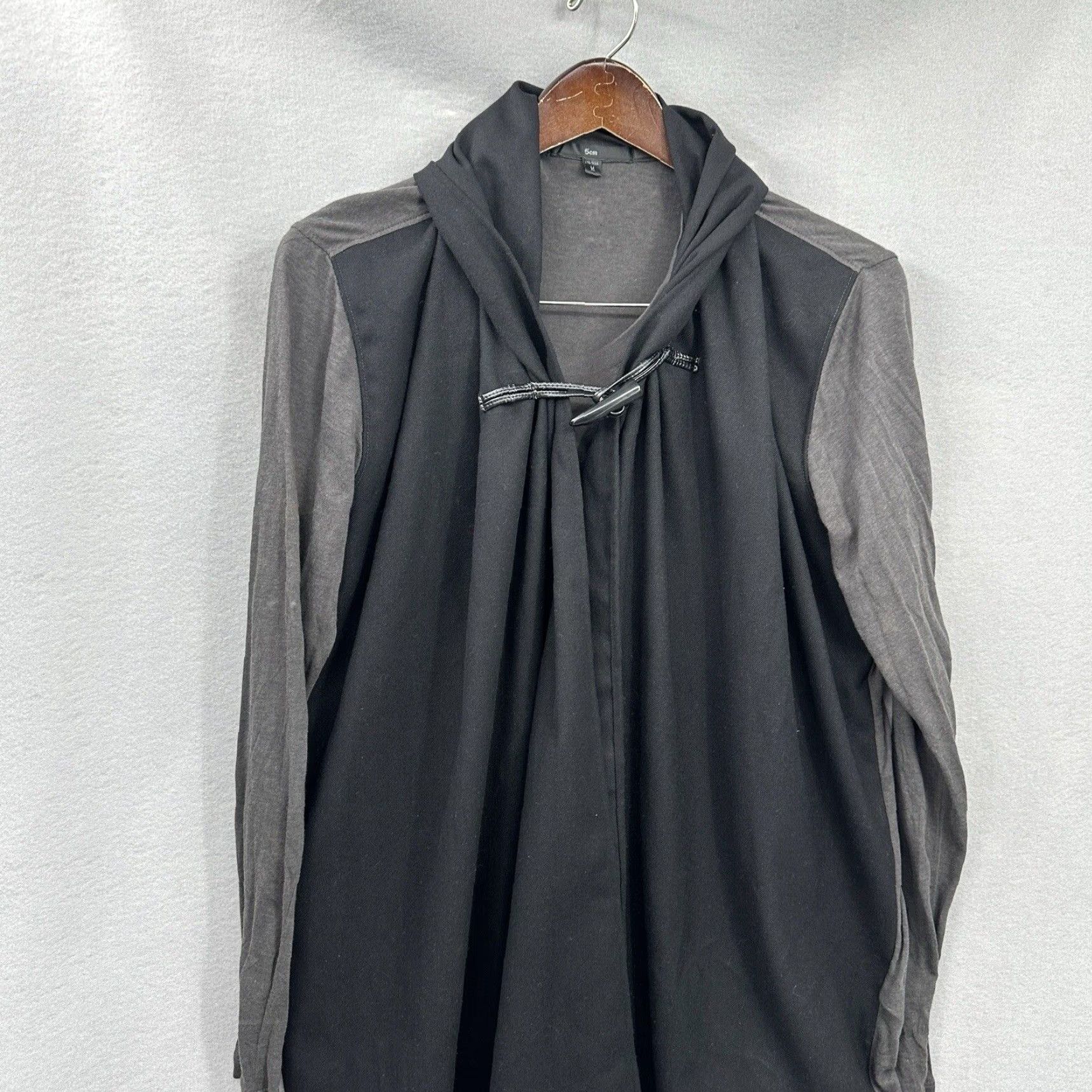 Vintage Five CM Centimeters Cape Mens Medium Black Knit Cape Jacket Modern 70s 60s Vintage No N/A? Size US M / EU 48-50 / 2 - 2 Thumbnail