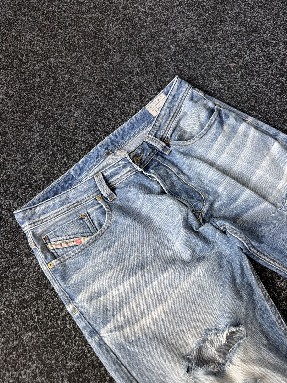Diesel Vintage Y2K 00s Luxury Distressed Larkee jeans Denim pants Size US 34 / EU 50 - 6 Thumbnail