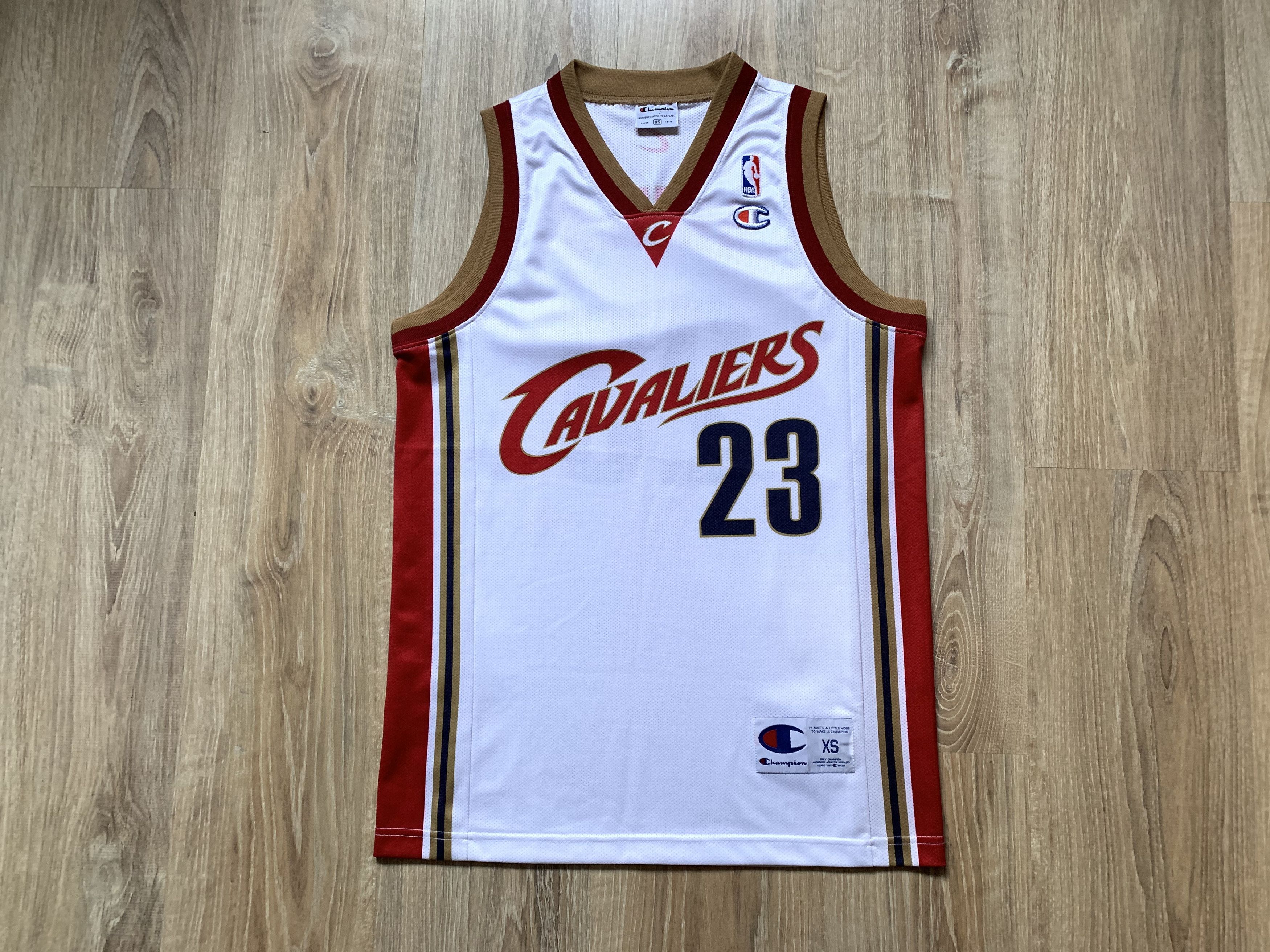 Champion × NBA × Vintage Rare Cleveland Cavaliers Lebron James #23 Jersey Size US XS / EU 42 / 0 - 1 Thumbnail