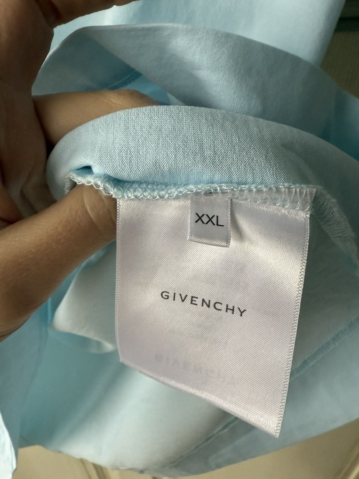 Givenchy Givenchy big logo luxury fresh collection tee shortsleeve Size US XXL / EU 58 / 5 - 7 Thumbnail