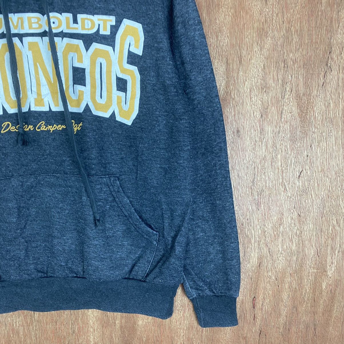 Japanese Brand × Vintage Humboldt Broncos Vintage Sweatshirt Hoodie #K01568 Size US M / EU 48-50 / 2 - 5 Thumbnail