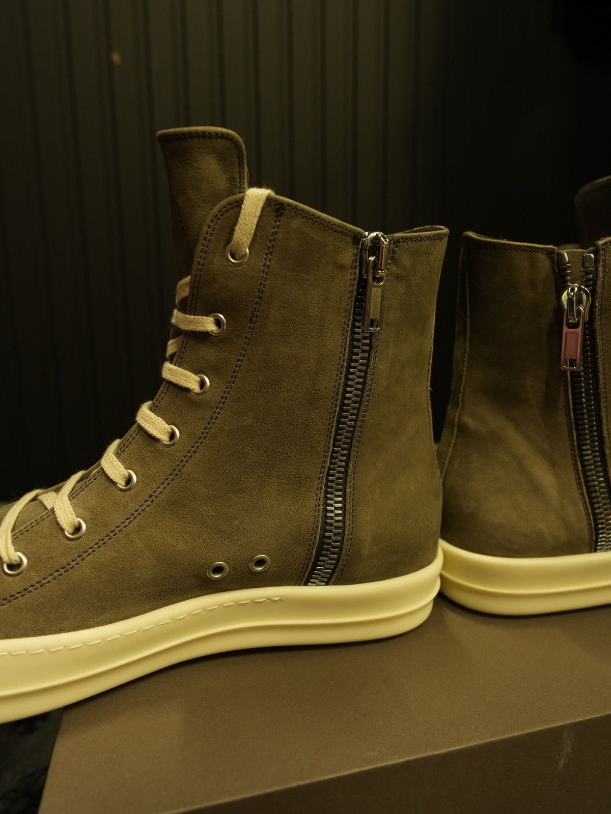 Rick Owens × Rick Owens Drkshdw Rick Owens Dust Grey Nubuck High Top Sneakers Size US 12 / EU 45 - 4 Thumbnail
