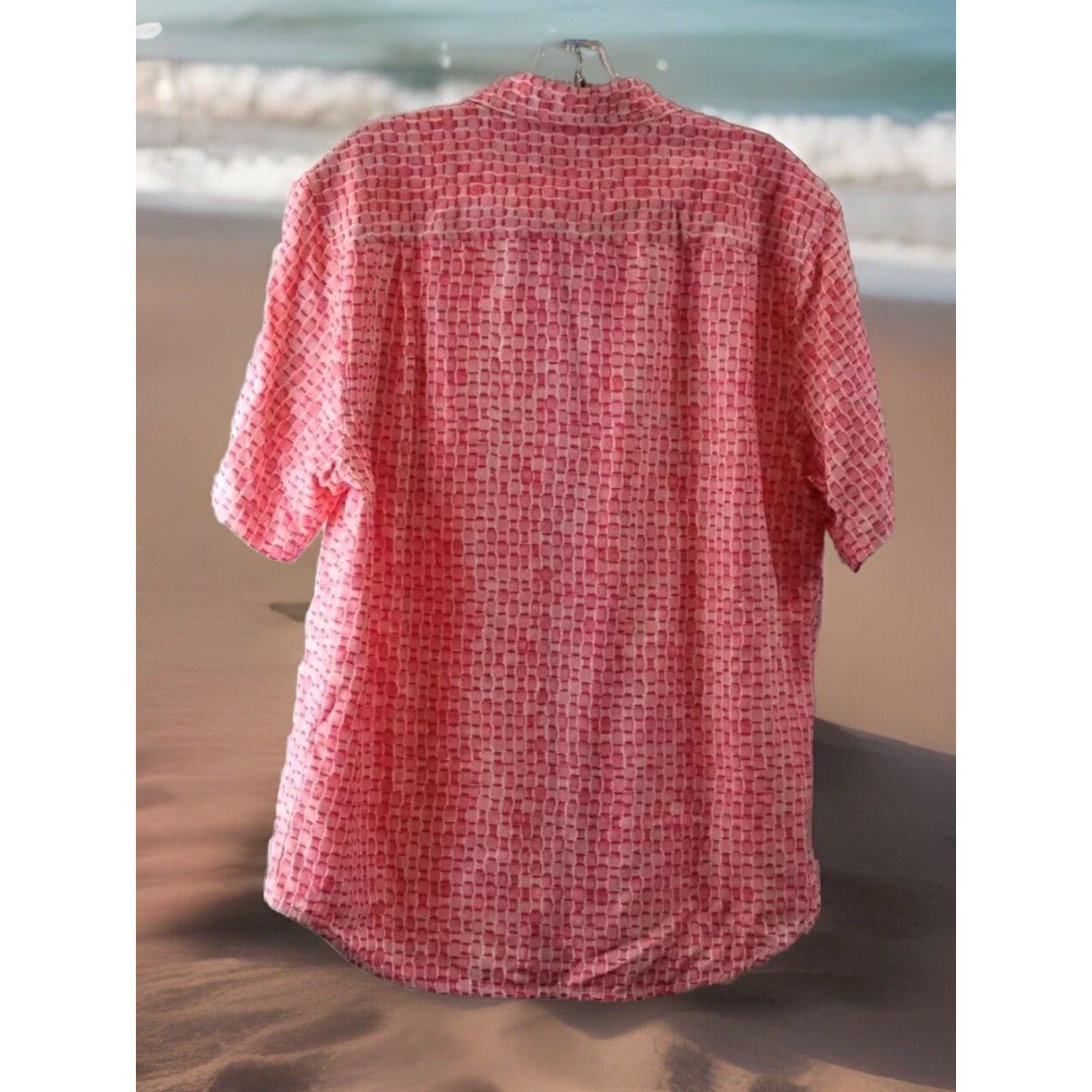 Tommy Bahama Tommy Bahama Dress Shirt Men Coral Tile Pattern Relaxed Fit M Size Coral ButtonUp Shirt Size 40R - 2 Thumbnail