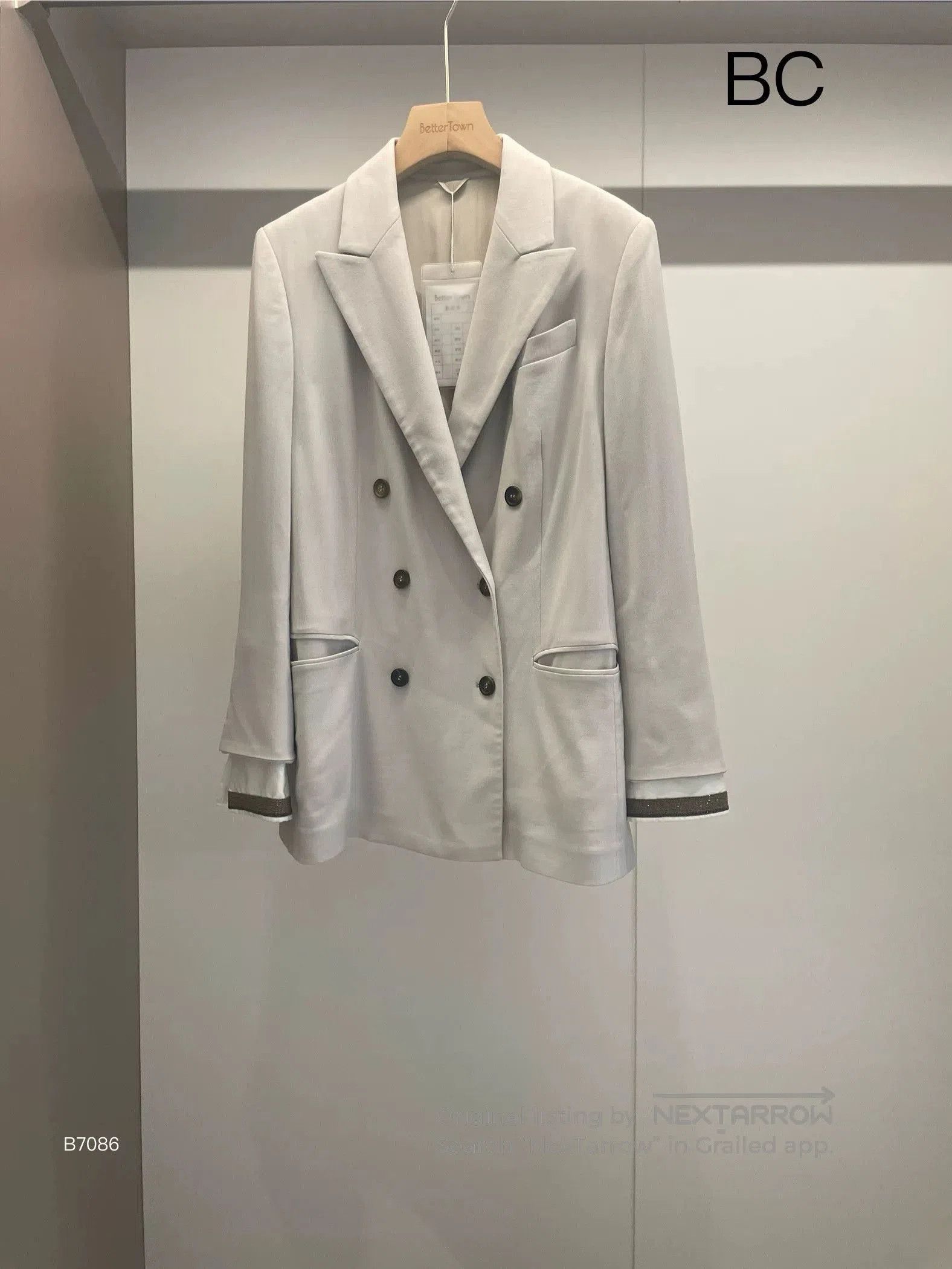 Brunello Cucinelli Brunello Cucinelli Beige Blazer Size 42. Size US M / EU 48-50 / 2 - 1 Thumbnail
