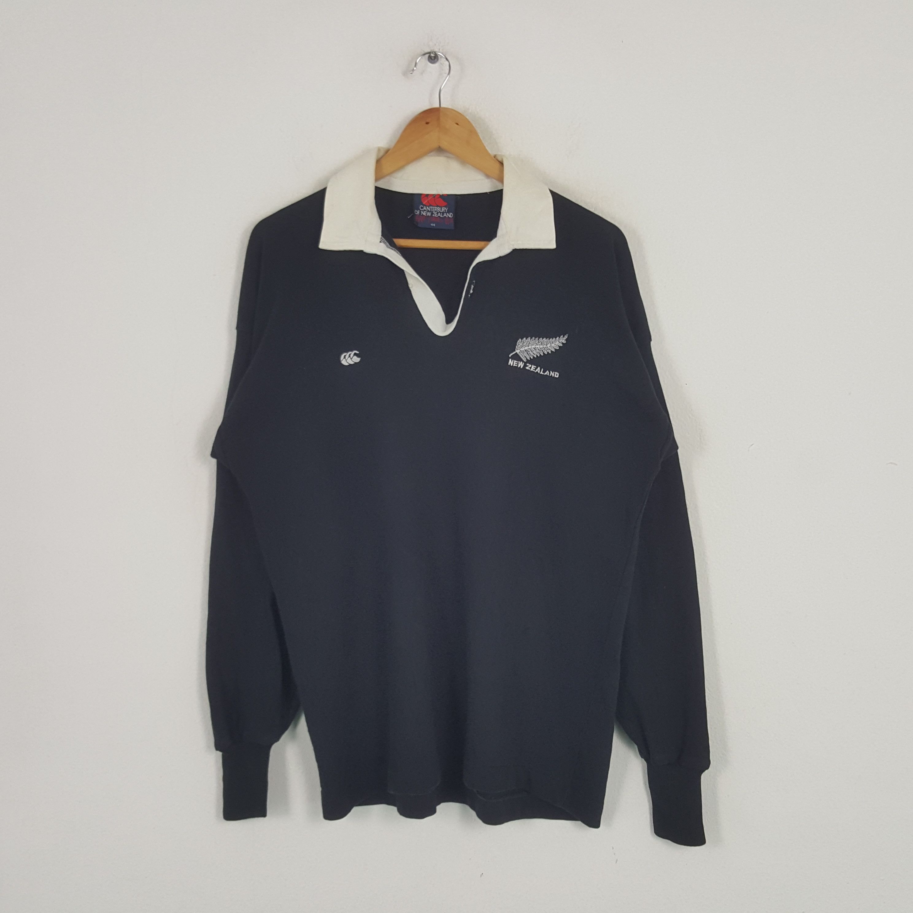 All Blacks × Canterbury of New Zealand × Vintage Vintage Canterbury Of New Zealand All Black Rugby Polos Size US XL / EU 56 / 4 - 1 Thumbnail
