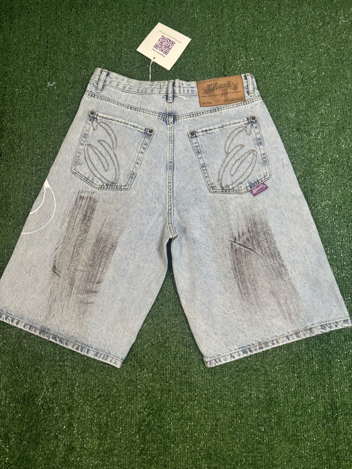 Other Effemme Short Light Goat Size US 30 / EU 46 - 2 Thumbnail