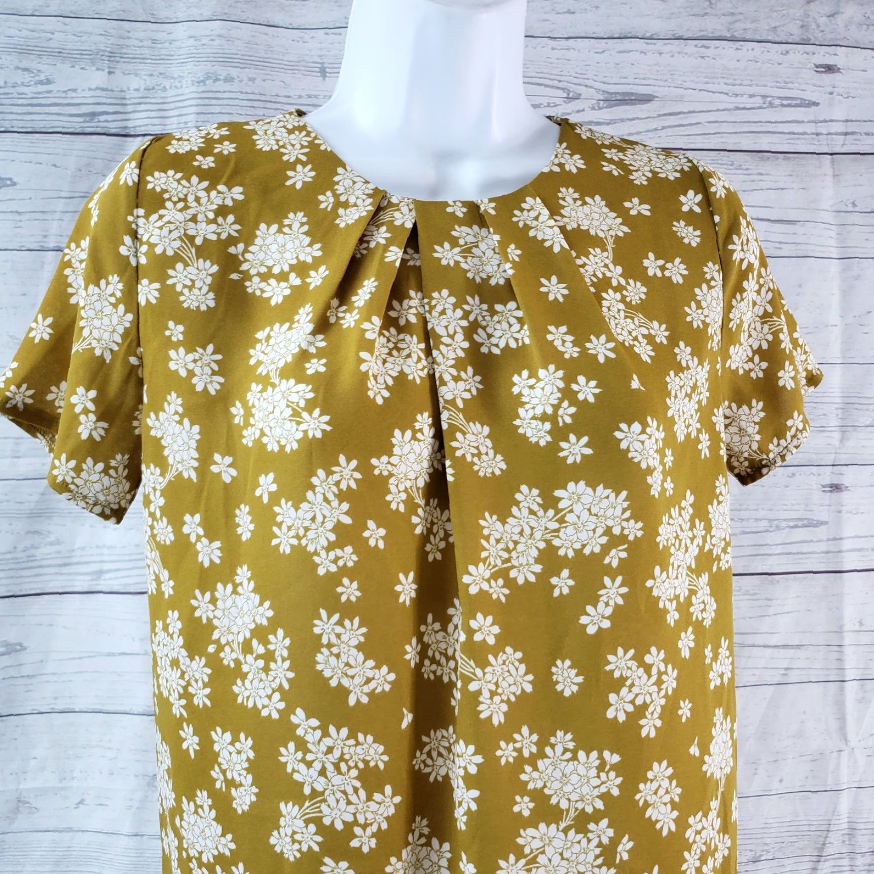 Ann Taylor Ann Taylor LOFT Womens Top 2XS Mustard White Floral Short Sleeve Round Neck Blouse Mens Womens Girls Boys Size XXS / US 00 / IT 34 - 2 Thumbnail