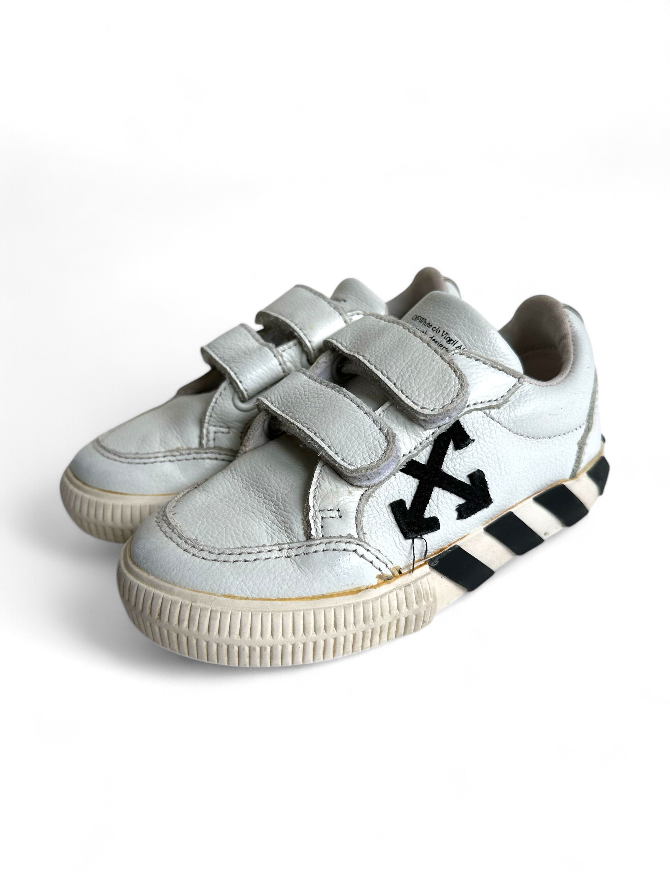 Off-White Off White Kids Velcro Vulcanized Low Top Sneakers Size US 4 / IT 34 - 4 Thumbnail