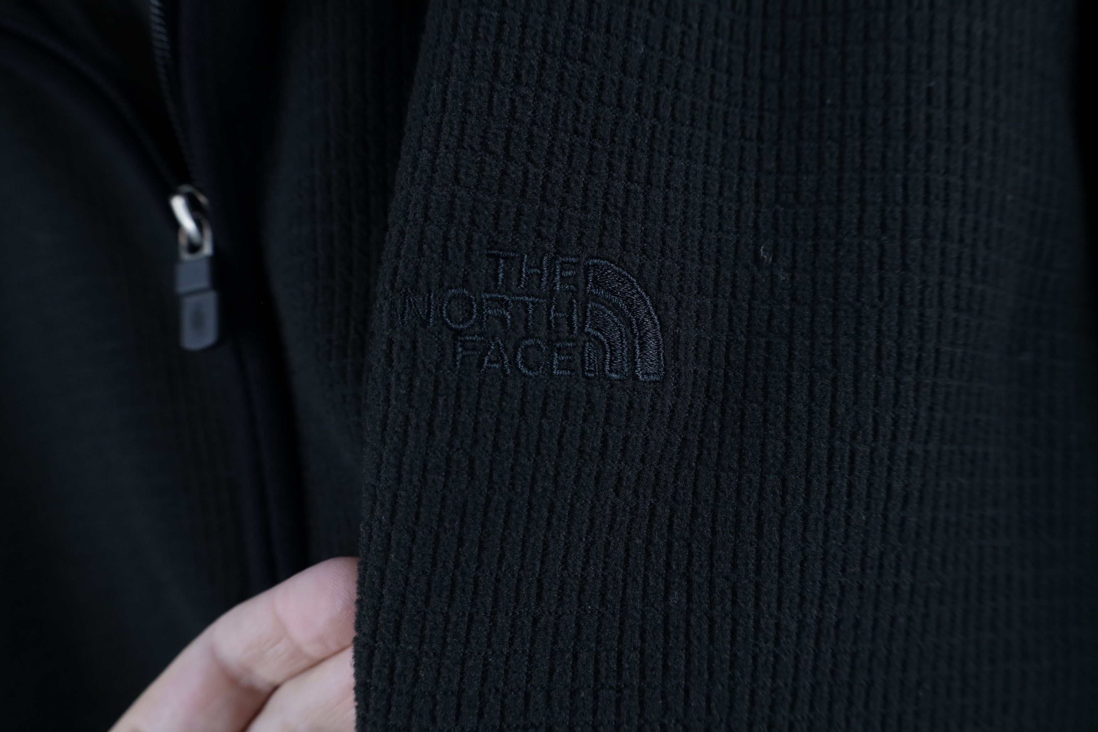 The North Face Vintage The North Face Thermal Fleece Half Zip Sweater Size US L / EU 52-54 / 3 - 4 Thumbnail