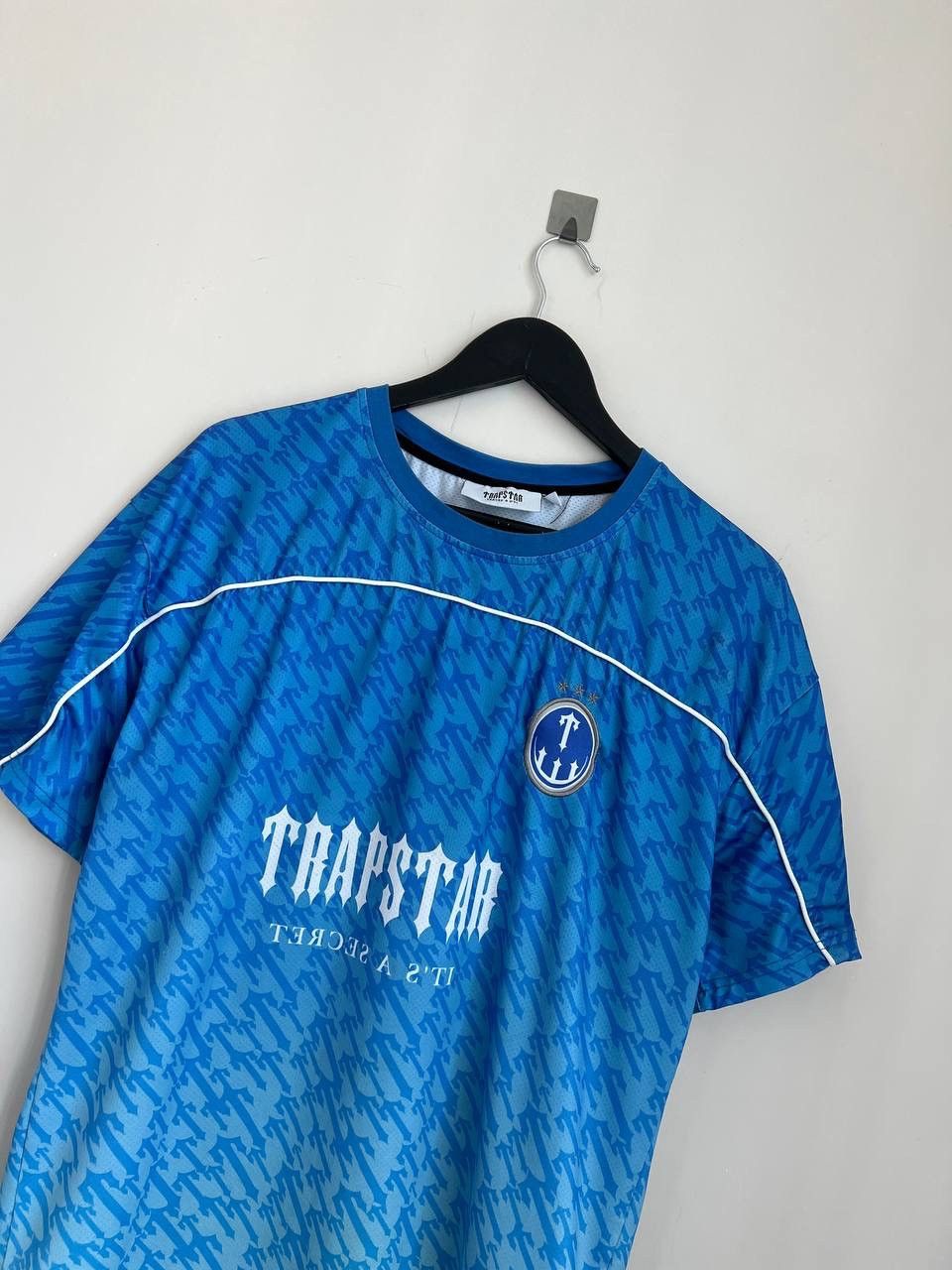 Trapstar London Trapstar Football JERSEY Blue Gradient Size S Size US S / EU 44-46 / 1 - 2 Thumbnail