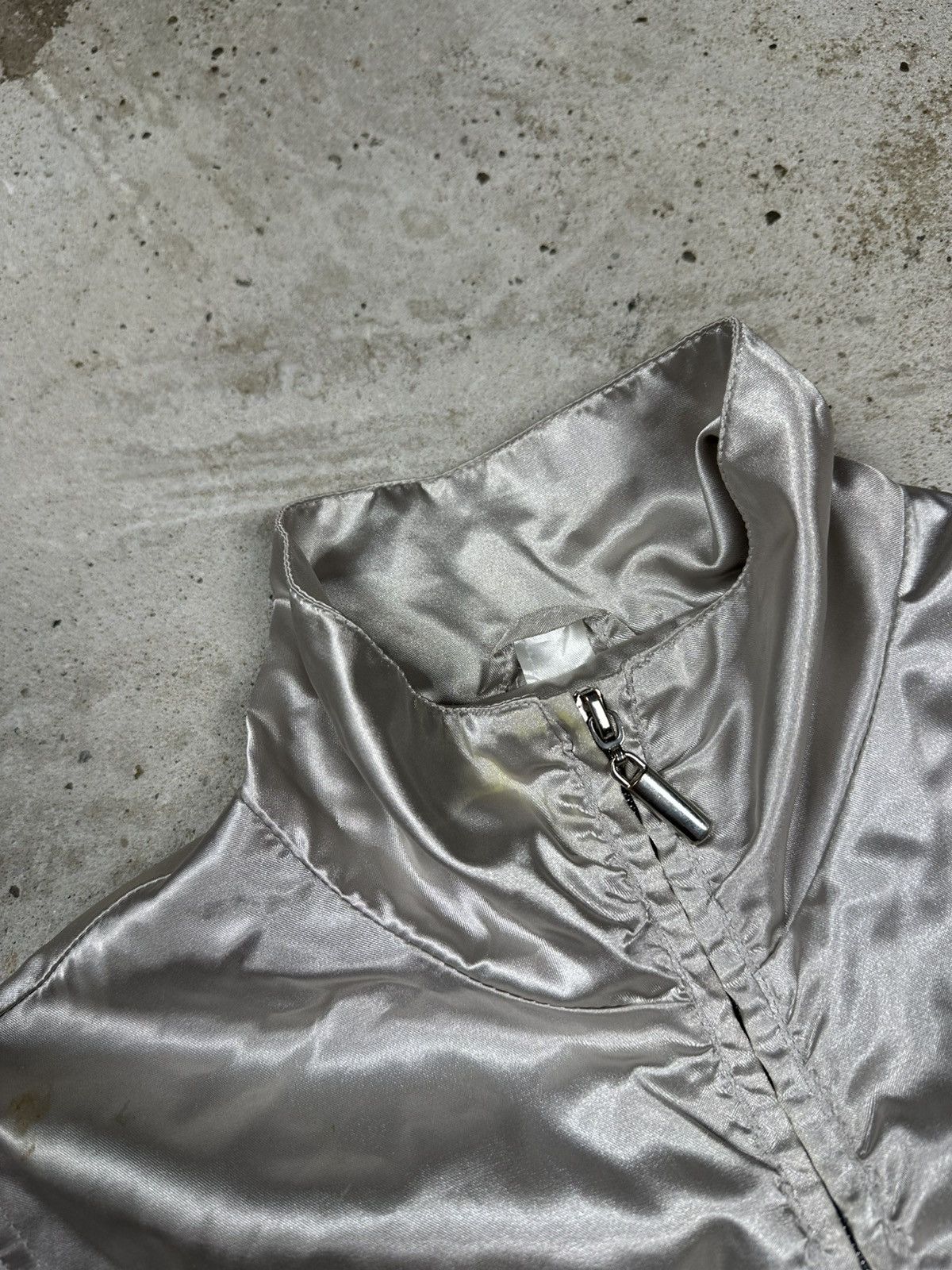 If Six Was Nine × Japanese Brand × Le Grande Bleu (L.G.B.) Vintage Y2K Faux Fur Silver Light Track Bomber Jacket Size US S / EU 44-46 / 1 - 7 Thumbnail