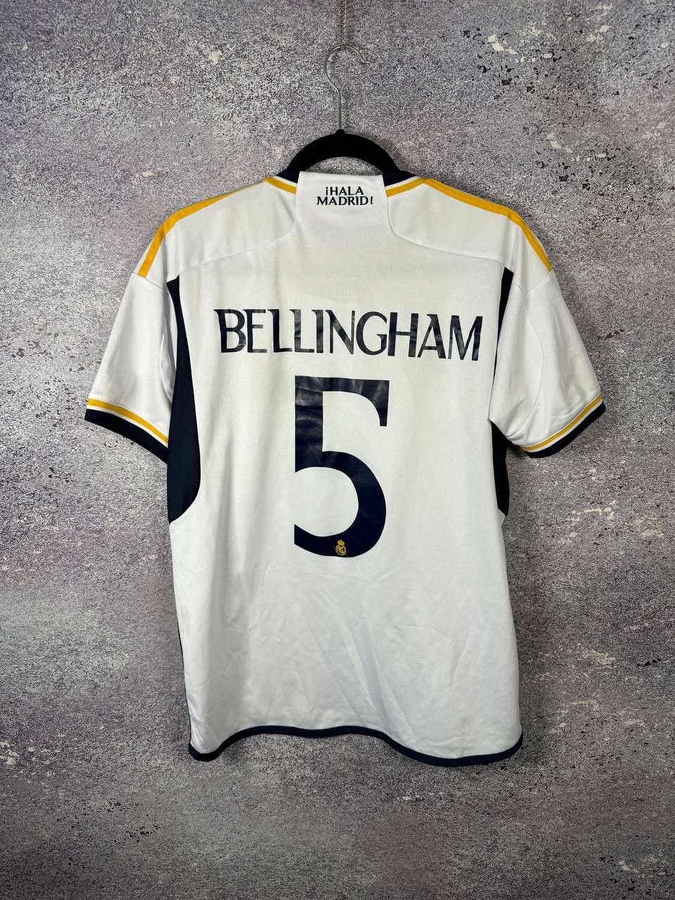 Vintage BELLINGHAM Real Madrid 2023/24 Fan Soccer Jersey Small Size US S / EU 44-46 / 1 - 1 Thumbnail