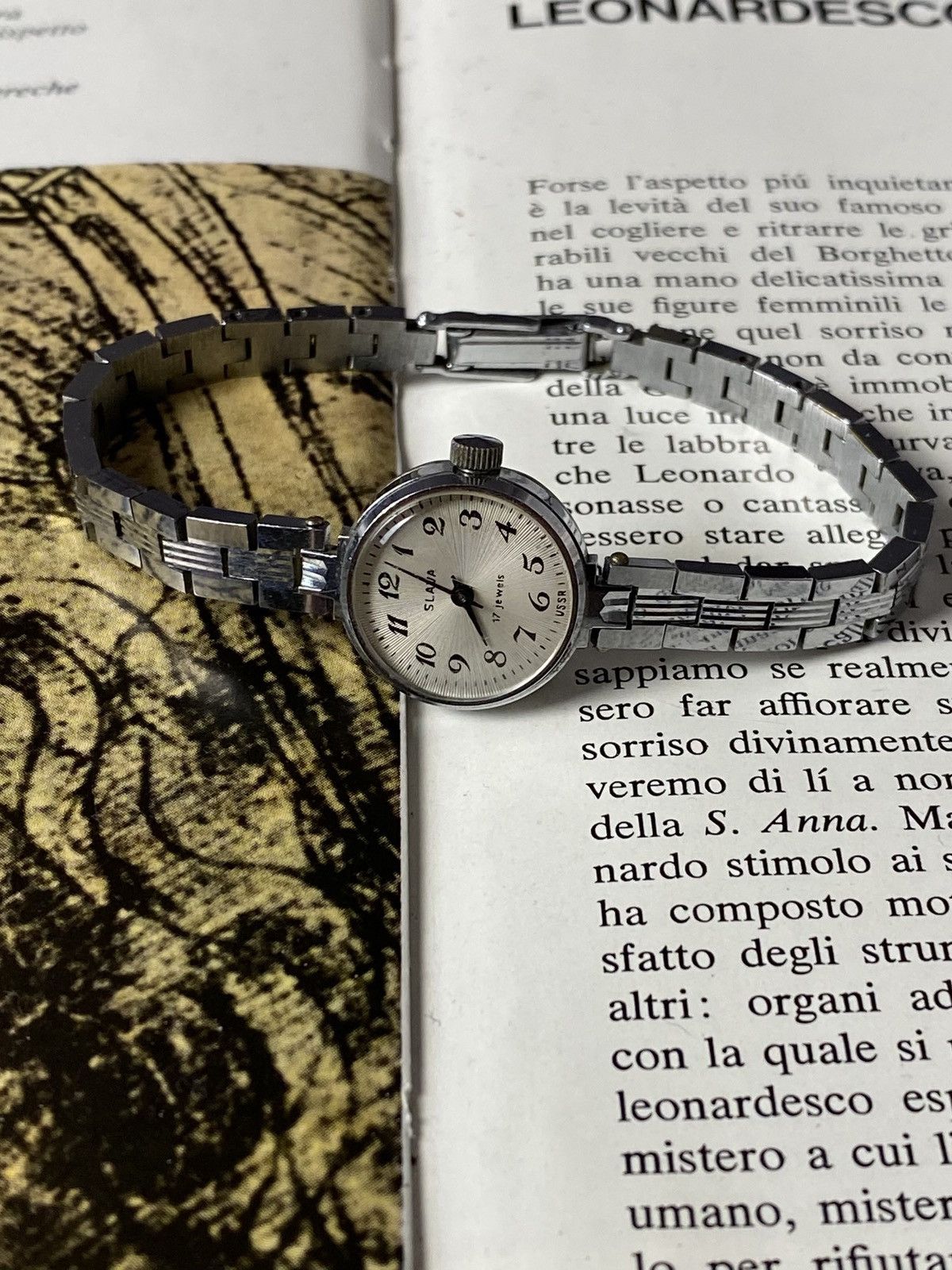 Jewelry Vintage Slava Watch Retro Soviet Mechanical Dainty Rare Size ONE SIZE - 1 Thumbnail