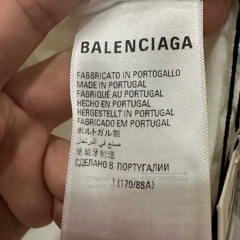 Balenciaga Balenciaga Double Portrait Multinational Flag Printed Logo Size US S / EU 44-46 / 1 - 5 Thumbnail
