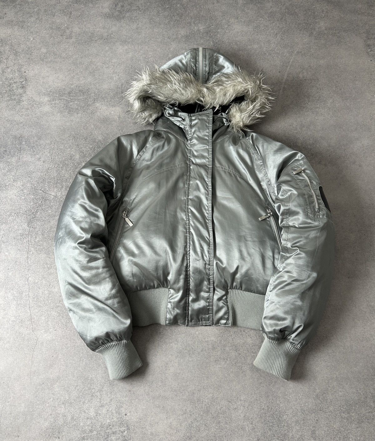 Nike Archive Nike B-2 silver puffer bombers jacket Size US M / EU 48-50 / 2 - 2 Thumbnail