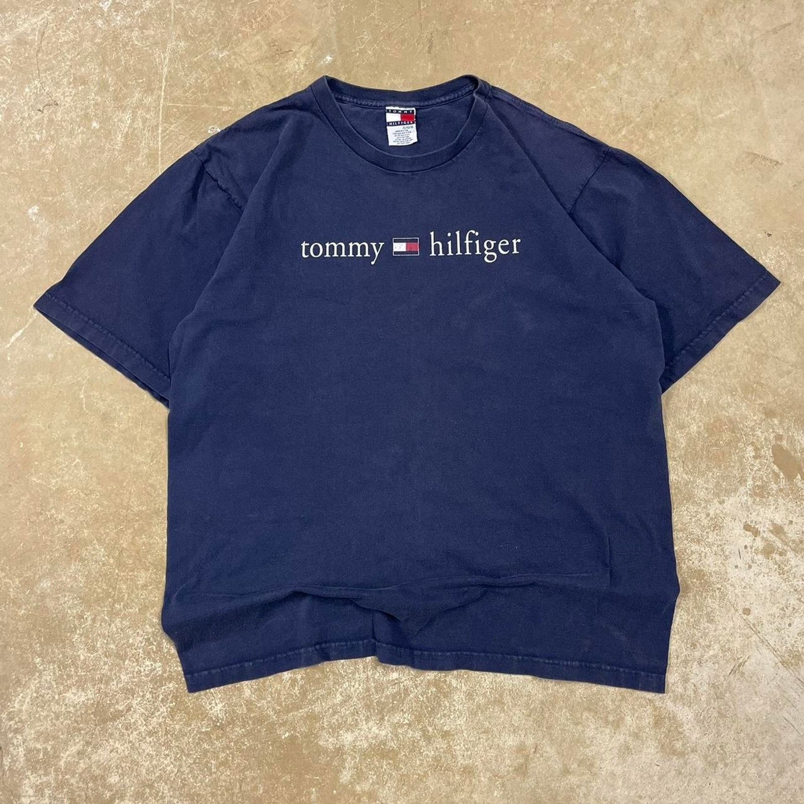 Tommy Hilfiger Tommy Hilfiger navy blue cotton t-shirt Size XL Size US XL / EU 56 / 4 - 1 Thumbnail