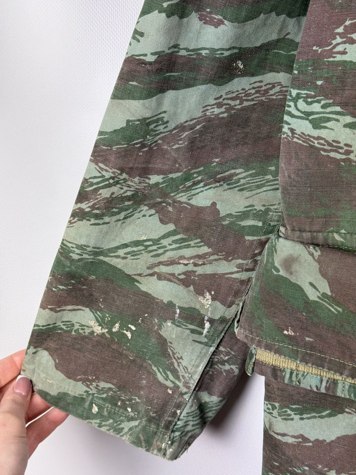 Vintage Vintage Military Hunting French Lizard Camo Full Zip Jacket Size US M / EU 48-50 / 2 - 14 Thumbnail