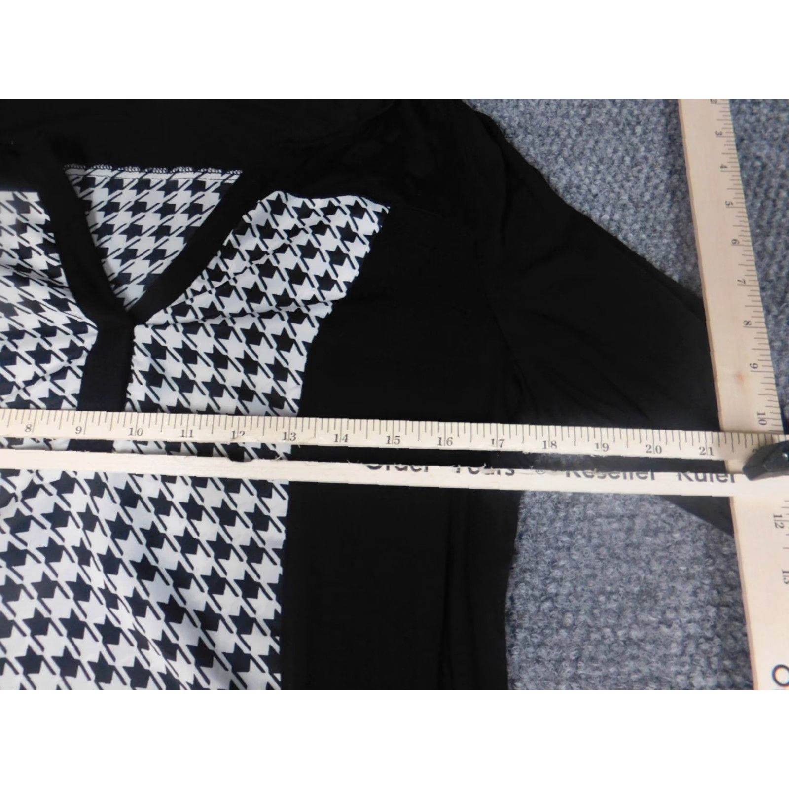 Vintage Versona Blouse Shirt Womens Small Black Crew Neck Long Sleeve Pullover Stretch Casual Regular Button Polyester Rayon Cap Sleeves Vintage: No Size S / US 4 / IT 40 - 4 Thumbnail