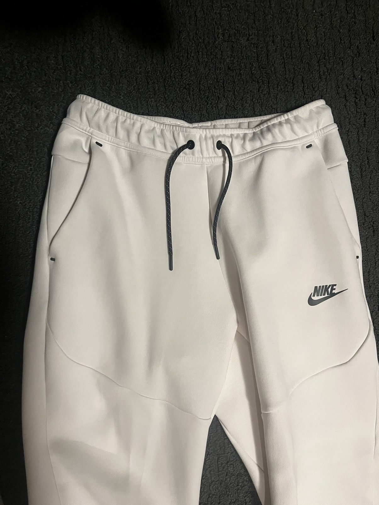 Nike White Nike Tech Joggers Size US 36 / EU 52 - 4 Thumbnail