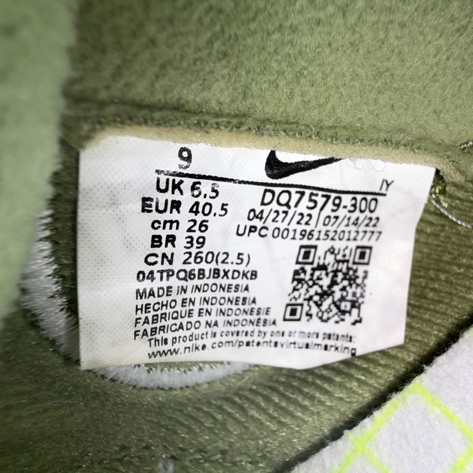 Nike Nike Dunk Low SE Fleece Honeydew Womens Sz 9 Size US 9 / IT 39 - 2 Thumbnail