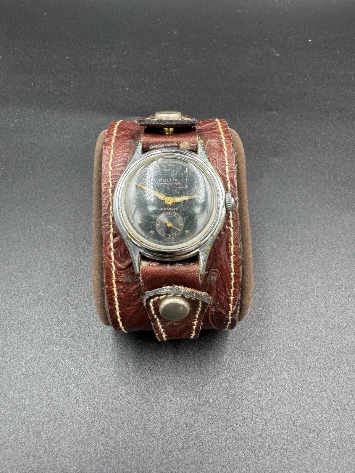 Duluth Trading Company Vintage 1950s Dulux Antimagnetique Incabloc Black Gilt Dial Size ONE SIZE - 5 Thumbnail