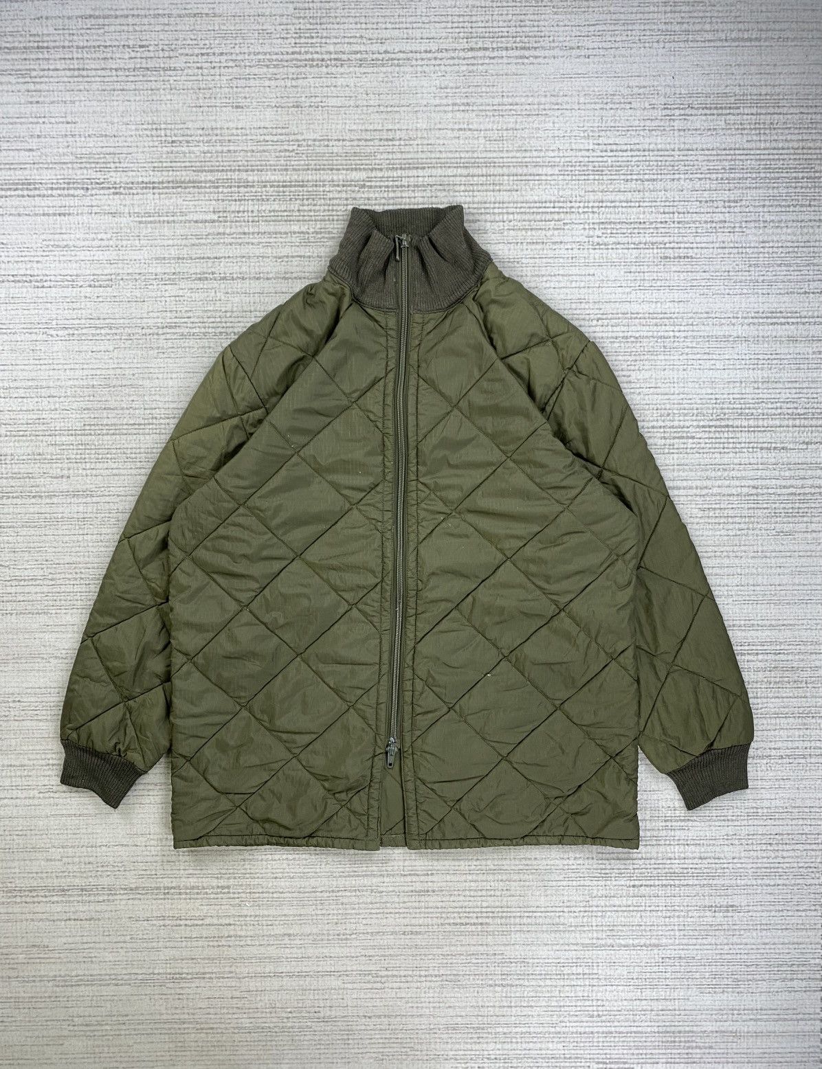 Vintage Vintage 1989 German Army Quilted Jacket Size US XL / EU 56 / 4 - 1 Thumbnail